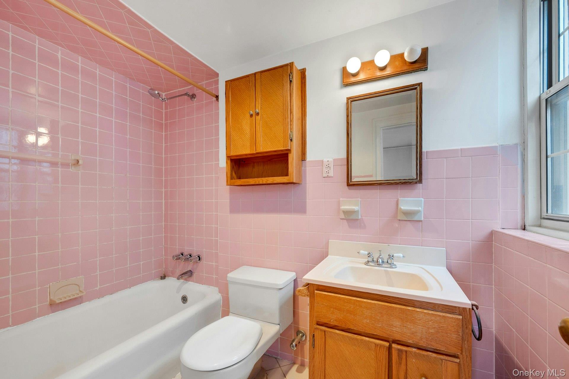 #15 photo, 3 Park Lane, Mount Vernon , NY 10552