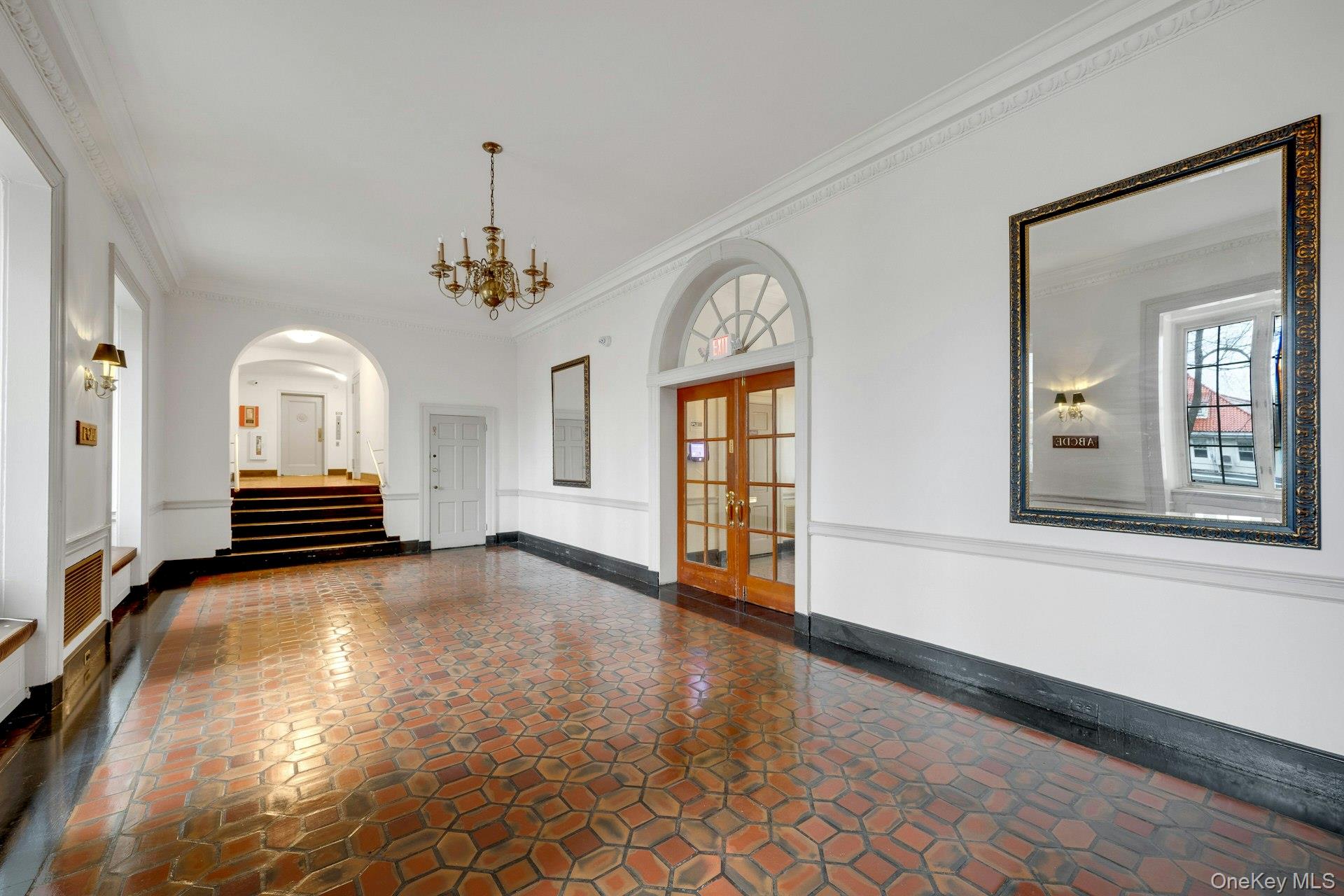 #2 photo, 3 Park Lane, Mount Vernon , NY 10552