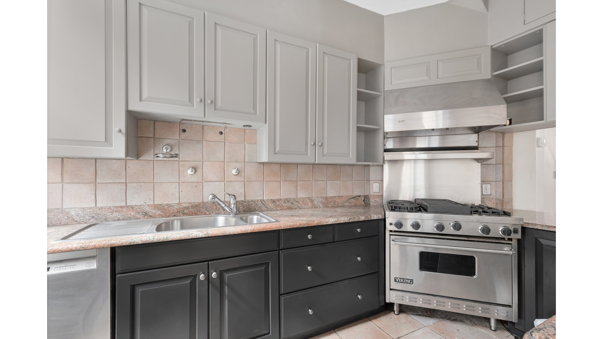 #6 photo, New York City, East Village , NY 10003