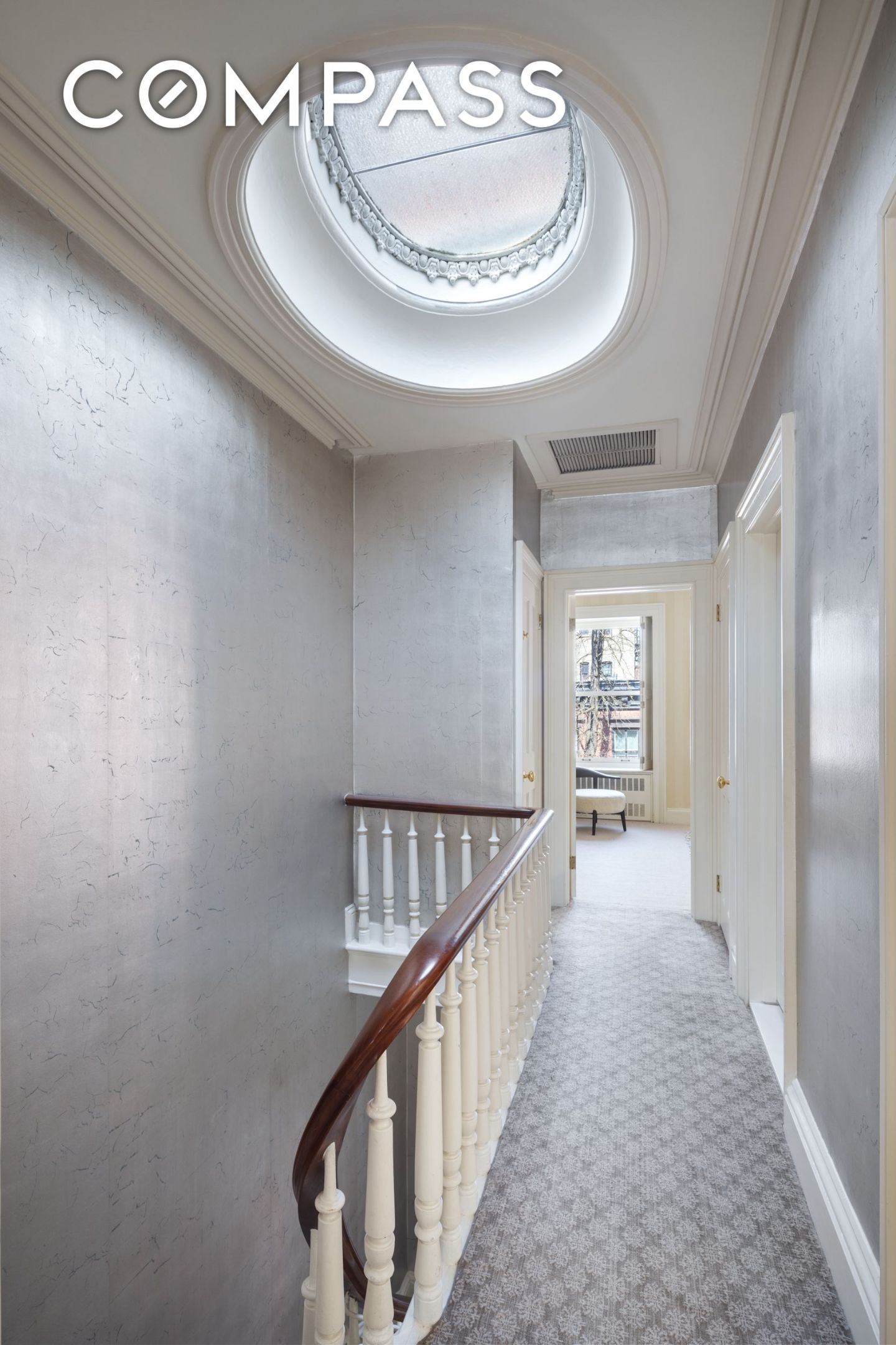 #21 photo, 248 W 11th Street, 맨해튼 West Village , NY 10014