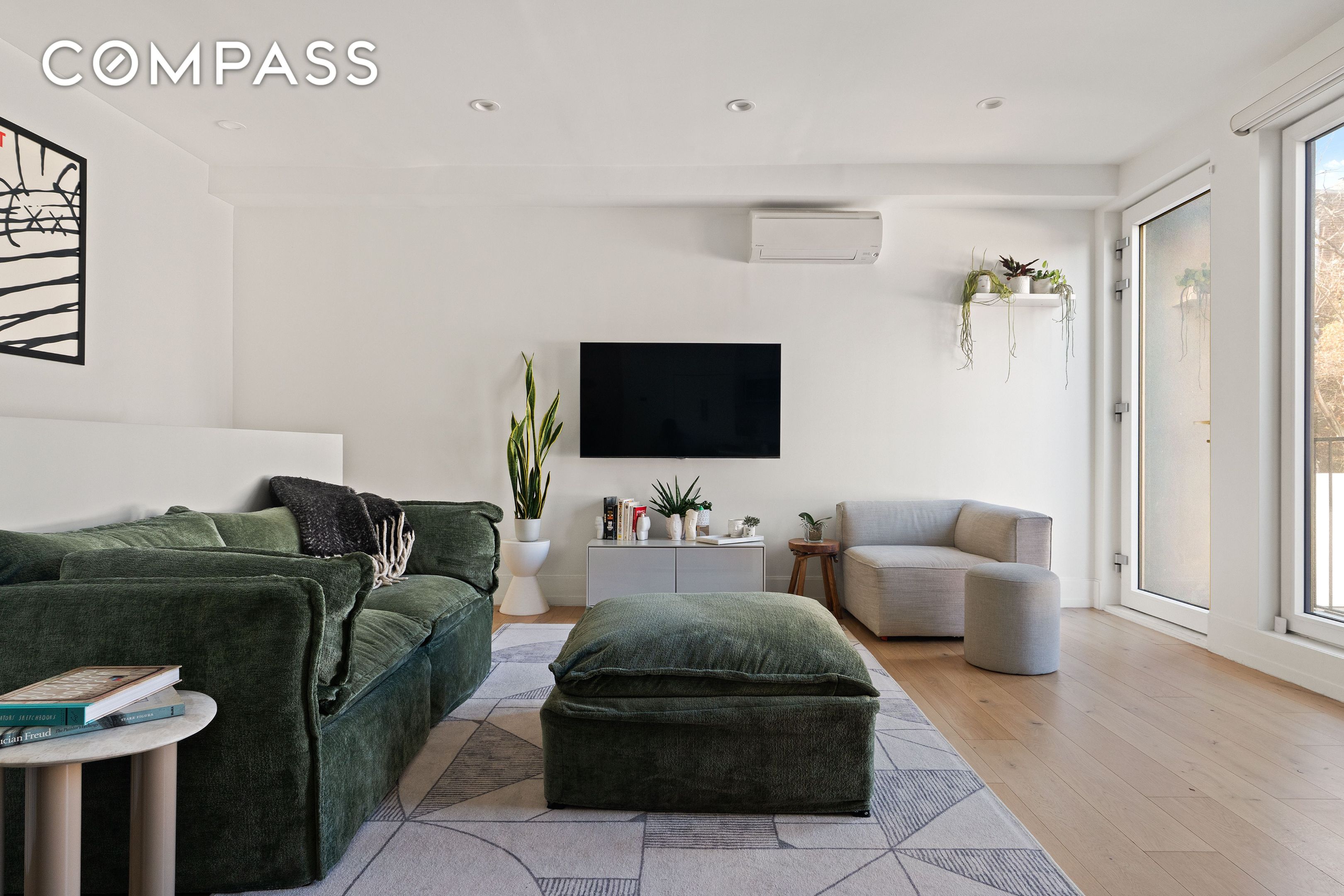 #1 photo, 237 Rutland Road, ব্রুকলিন Prospect Lefferts Gardens , NY 11225