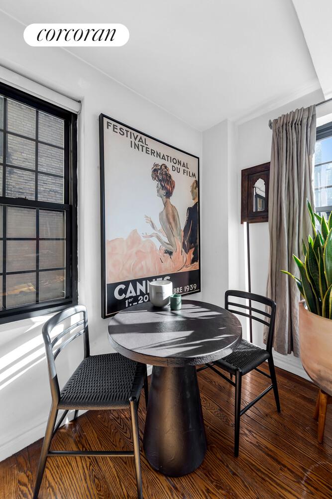 #5 photo, 102 E 22ND Street, 맨해튼 Gramercy Park , NY 10010