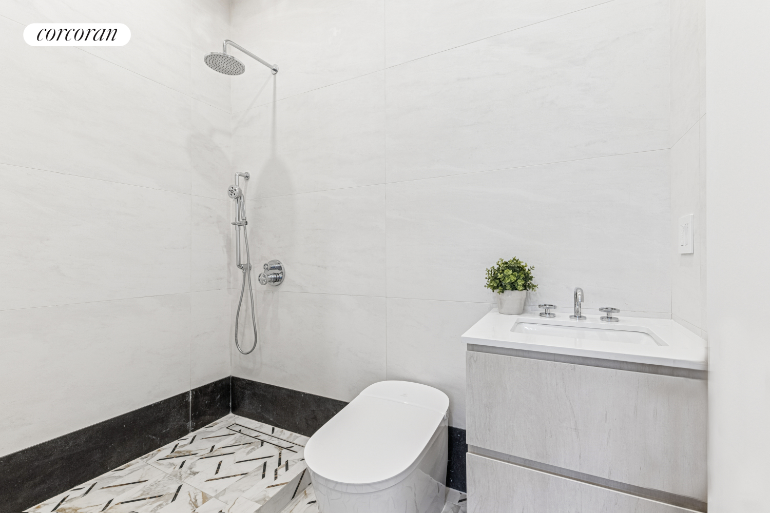 #8 photo, 72 QUINCY Street, ব্রুকলিন Bedford-Stuyvesant , NY 11238