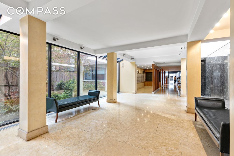 #11 photo, 166 E 61st Street, 曼哈頓 上东城 Lenox Hill , NY 10065