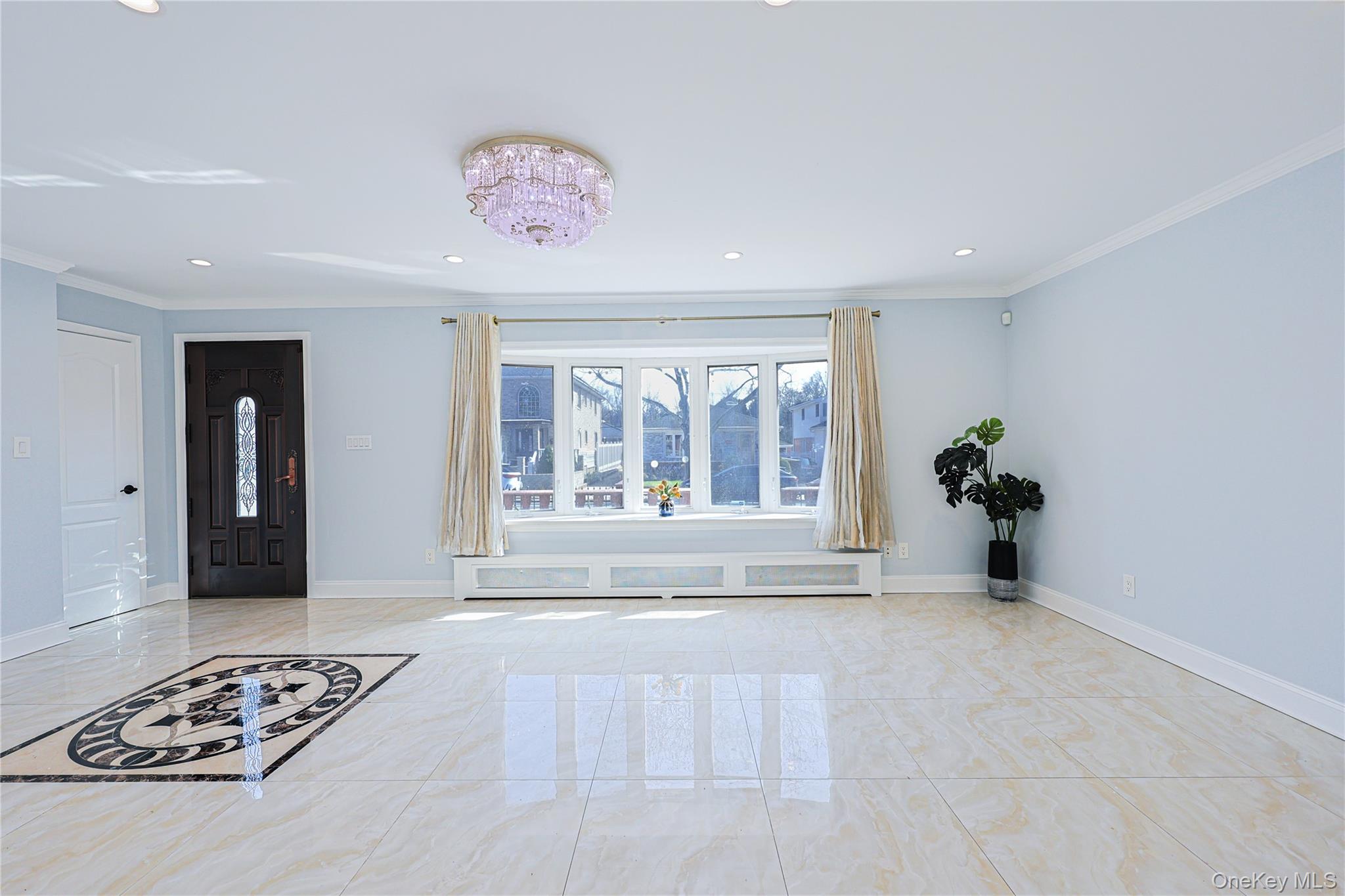 #2 photo, 22447 76th Road, Oakland Gardens , NY 11364