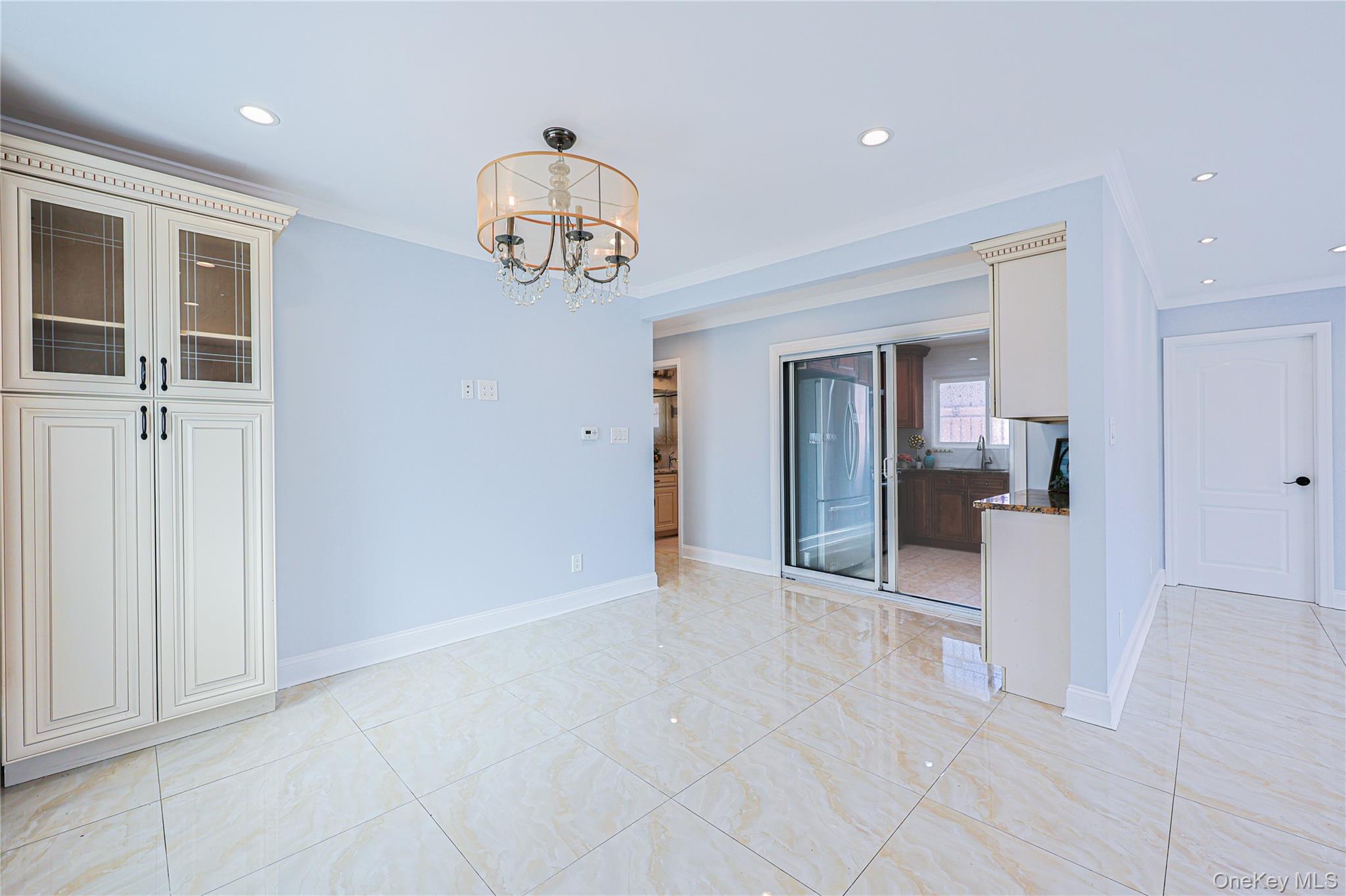 #4 photo, 22447 76th Road, Oakland Gardens , NY 11364