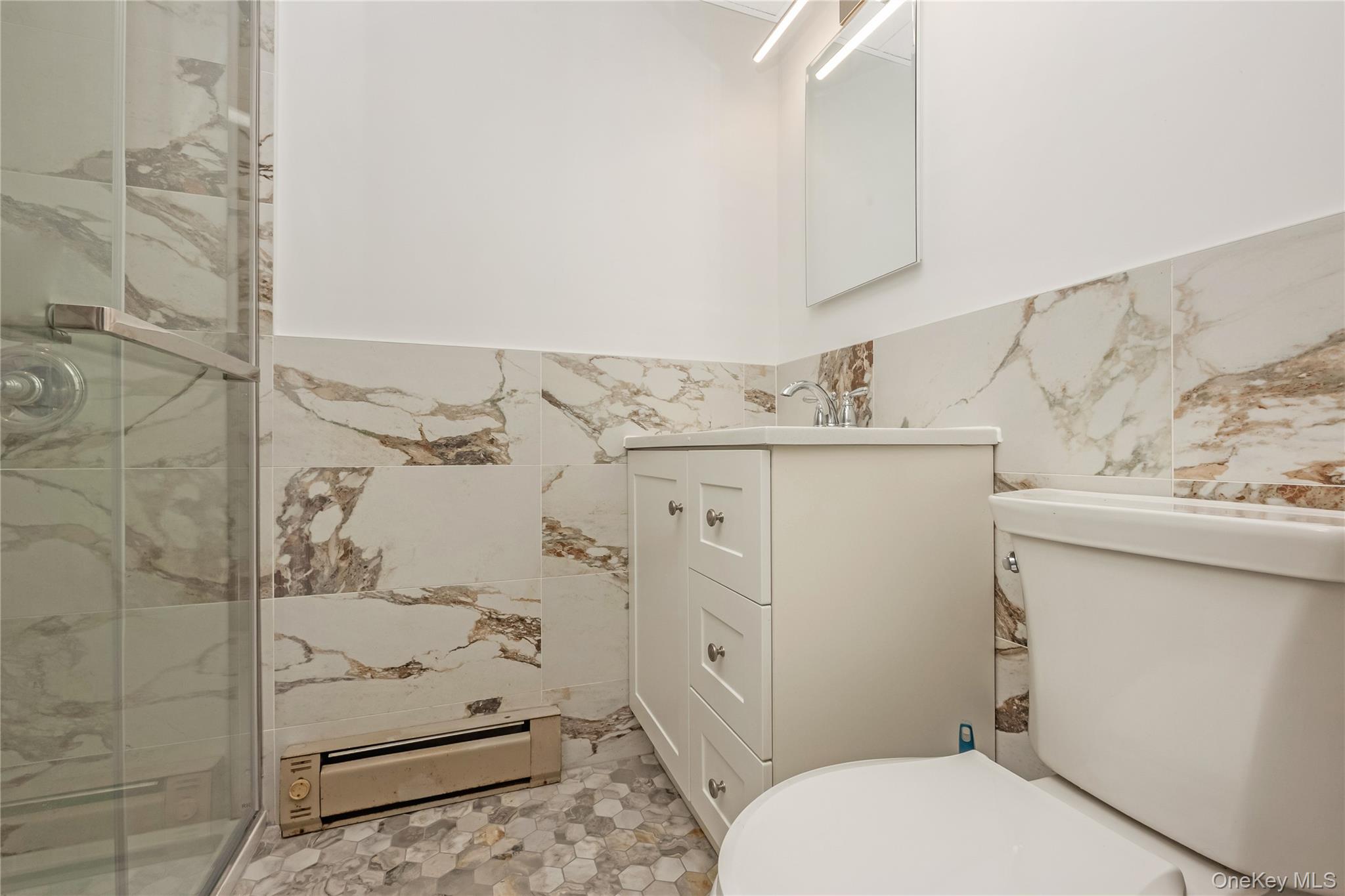 #18 photo, 135 Post Avenue, 長島 西布雷 Westbury , NY 11590