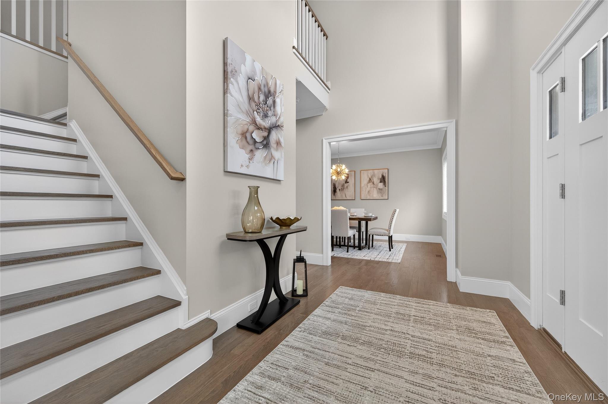 #4 photo, 208 Cow Neck Road, Port Washington , NY 11050