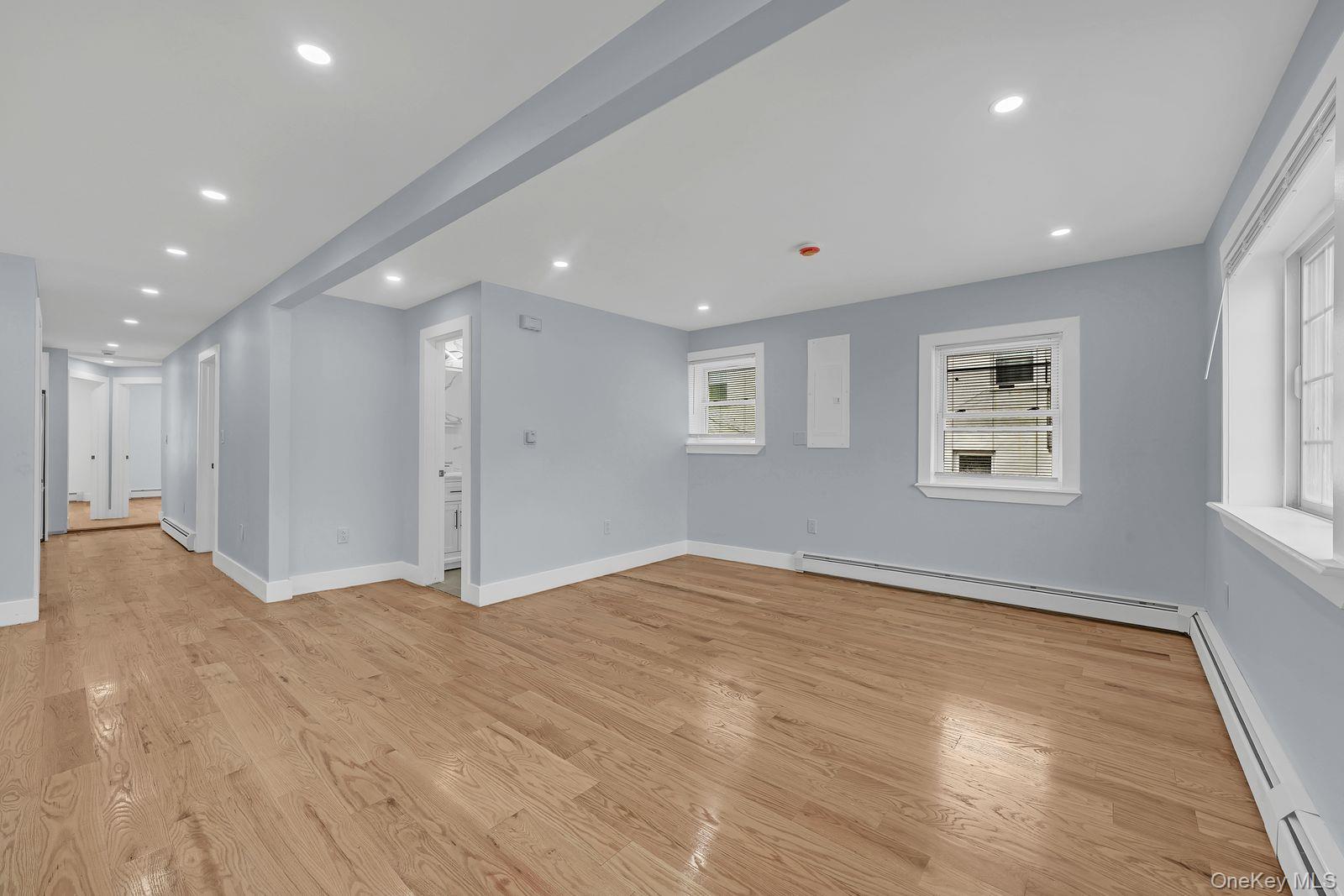 #3 photo, 1616 HAMMERSLEY Avenue, ব্রঙ্কস Bronx , NY 10469