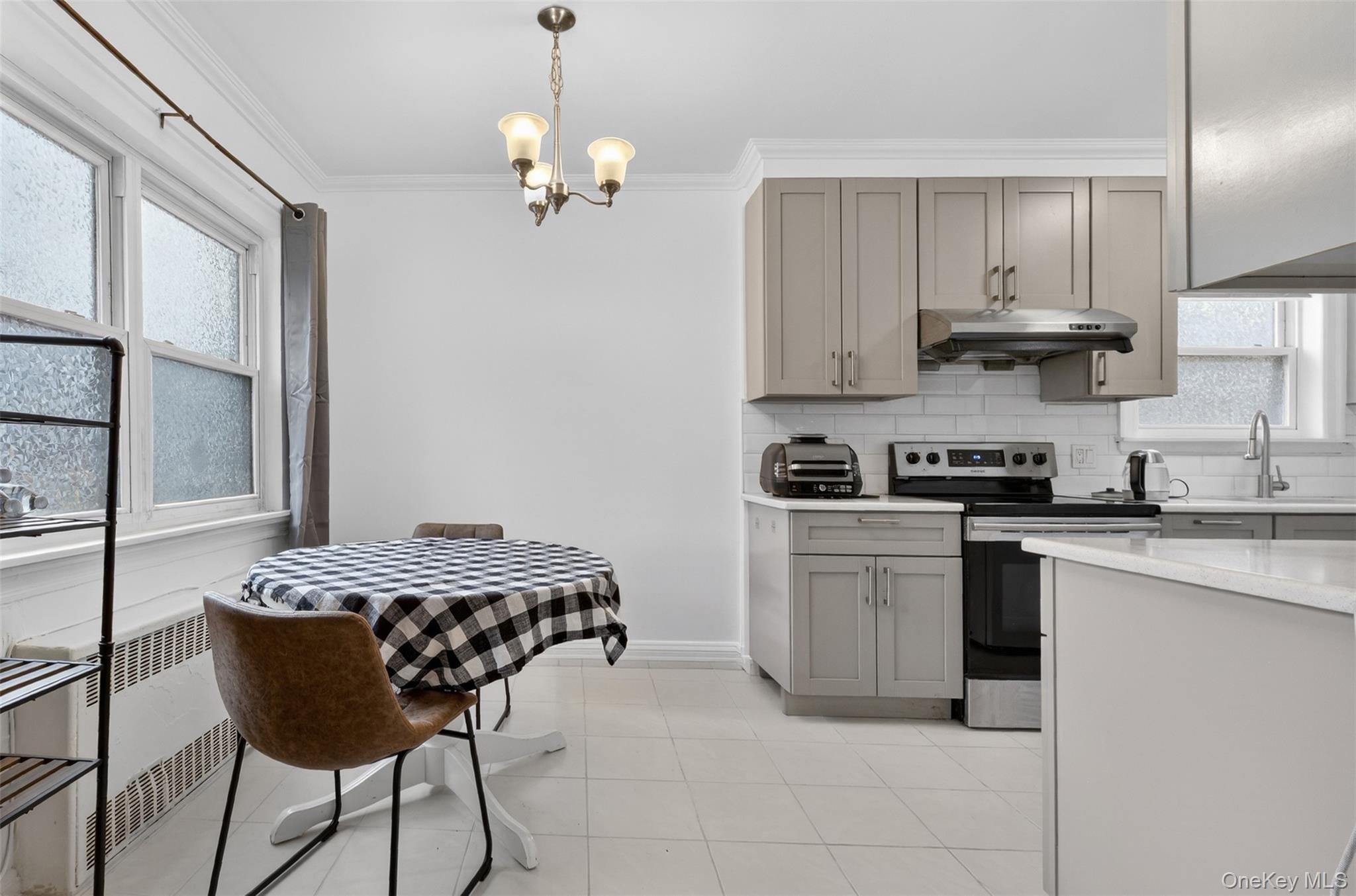 #8 photo, 147-50 Barclay Avenue, 法拉盛 Flushing , NY 11355