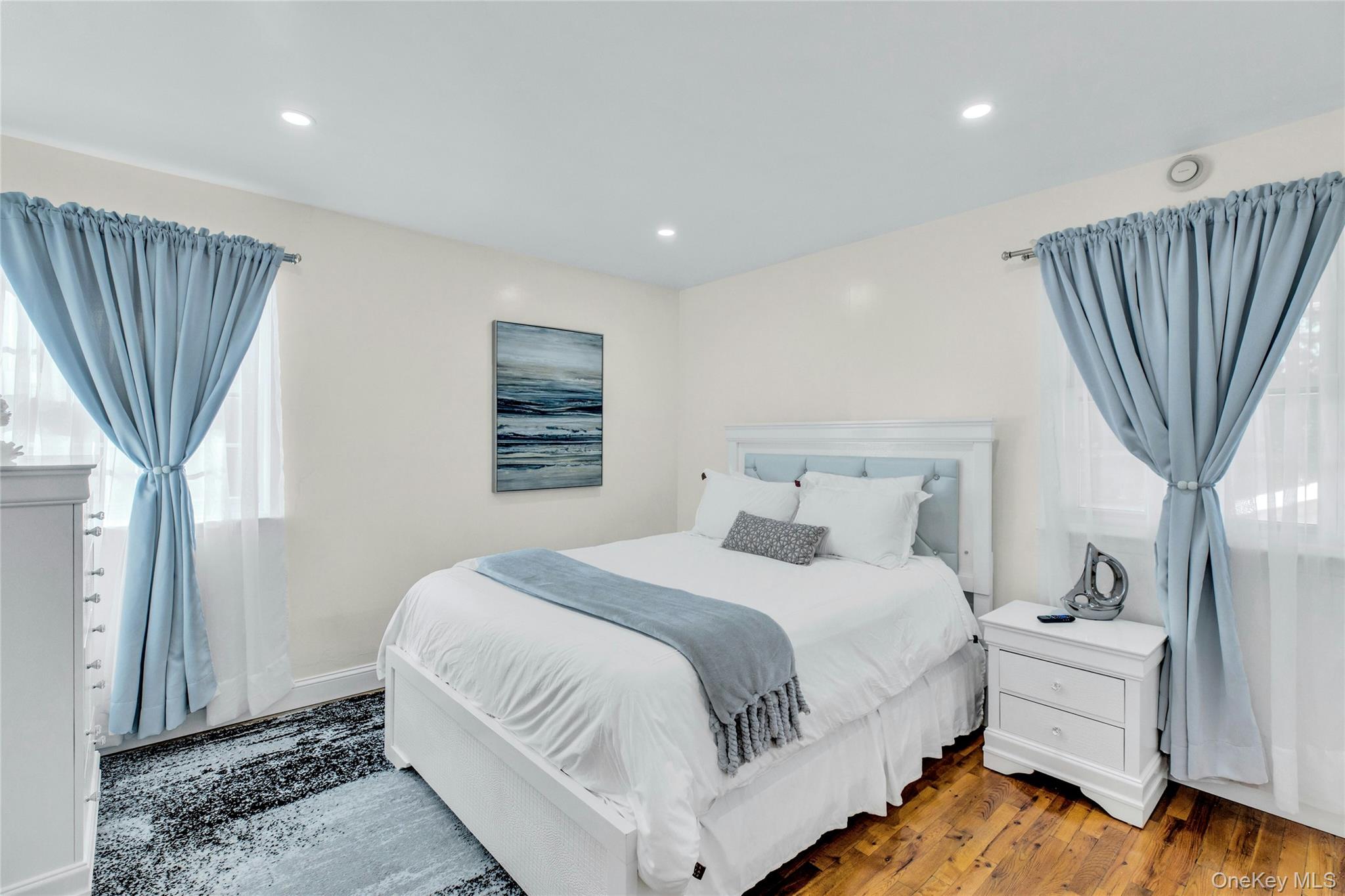 #11 photo, 35 Grant Boulevard, सफ़ोक काउंटी Hampton Bays , NY 11946