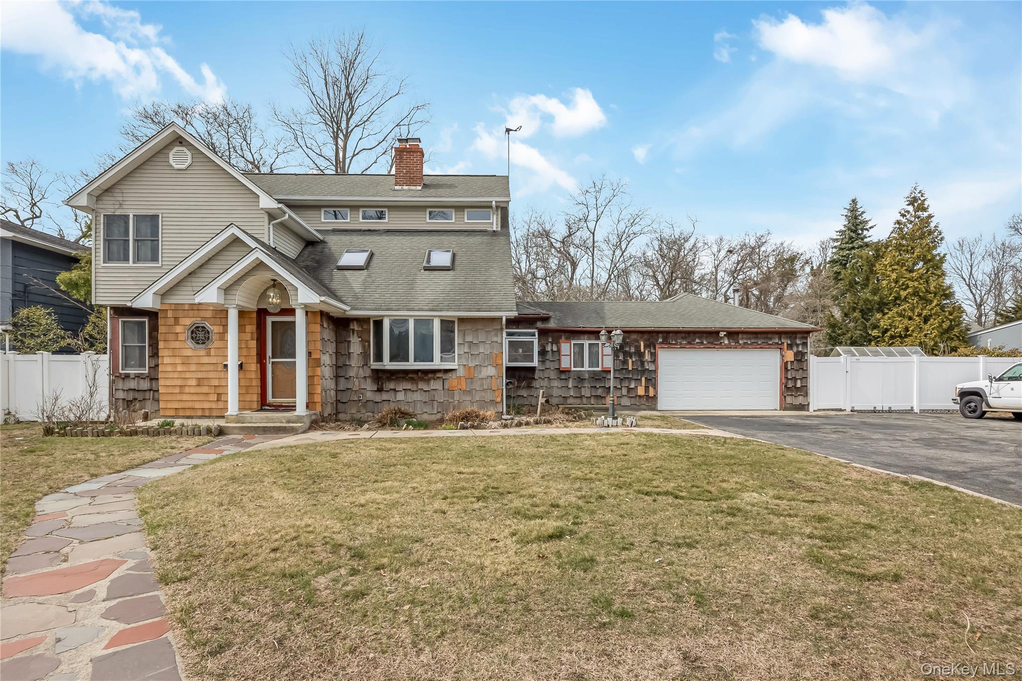 #2 photo, 50 Bayview Avenue, 롱 아일랜드 East Islip , NY 11730