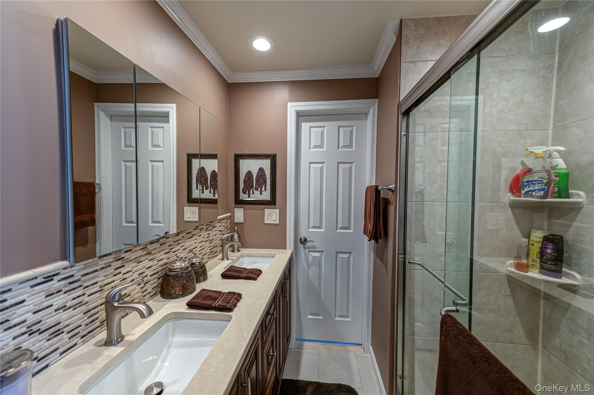 #18 photo, 388 Forest Avenue, নাসাউ কাউন্টি Massapequa , NY 11758