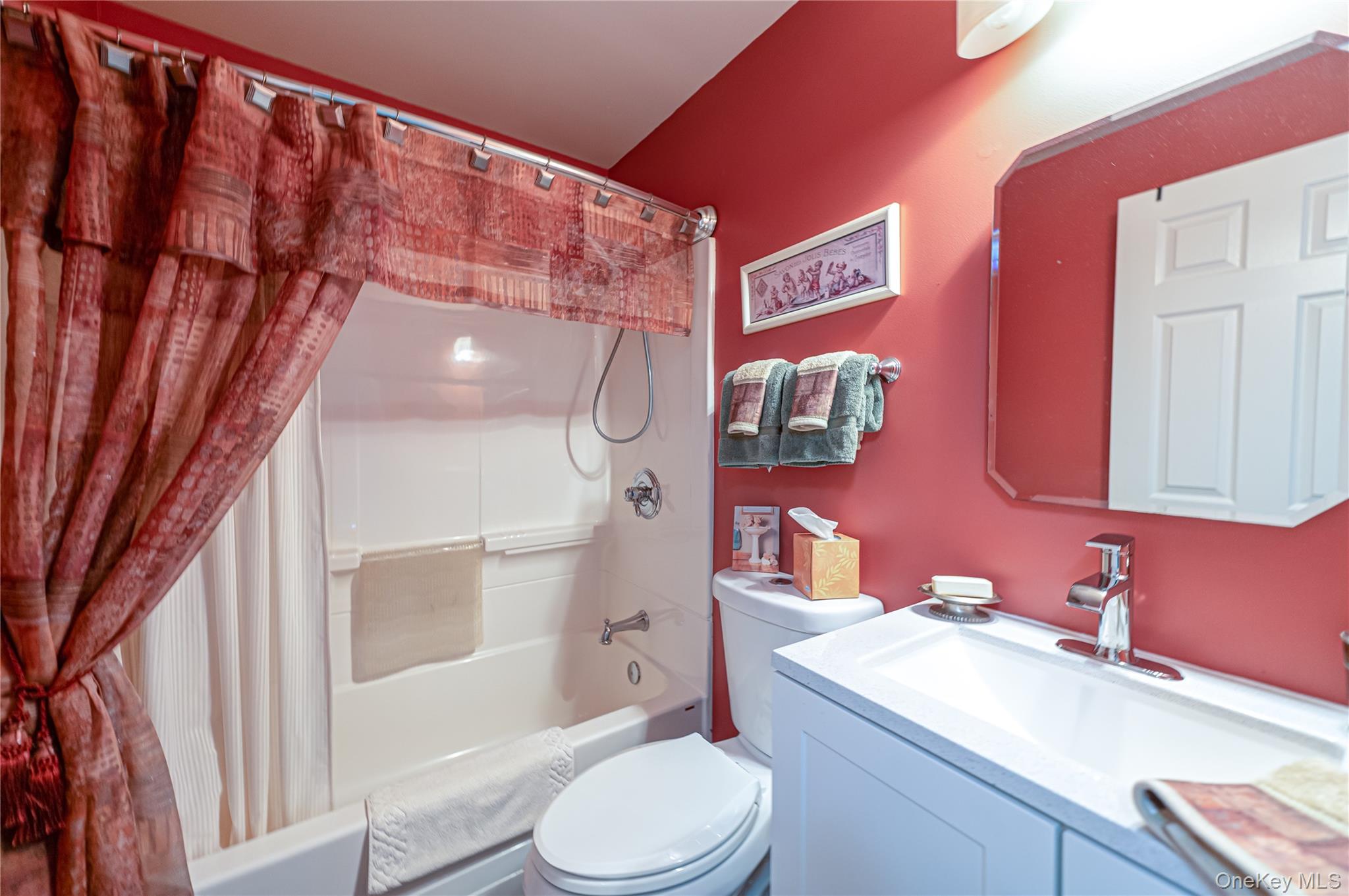 #19 photo, 388 Forest Avenue, নাসাউ কাউন্টি Massapequa , NY 11758