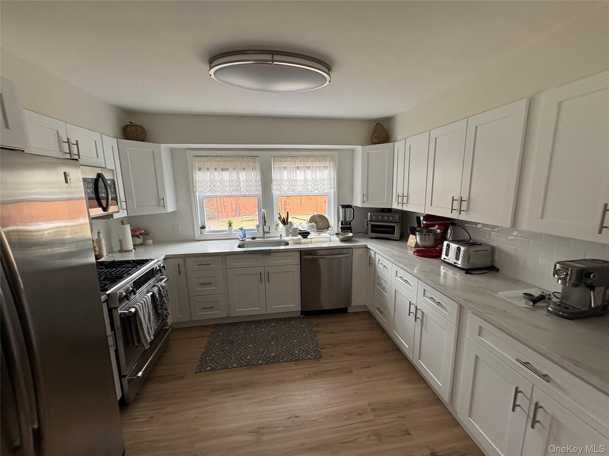 #1 photo, 53 River Avenue, 東長島 Patchogue , NY 11772