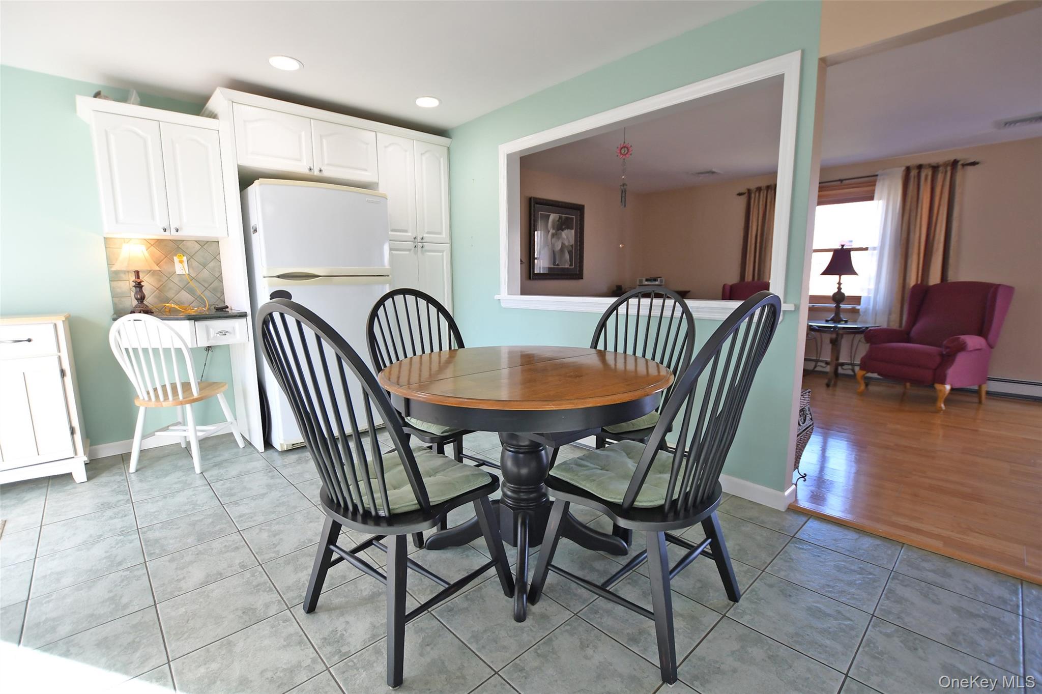 #13 photo, 359 Randall Road, 롱 아일랜드 Ridge , NY 11961