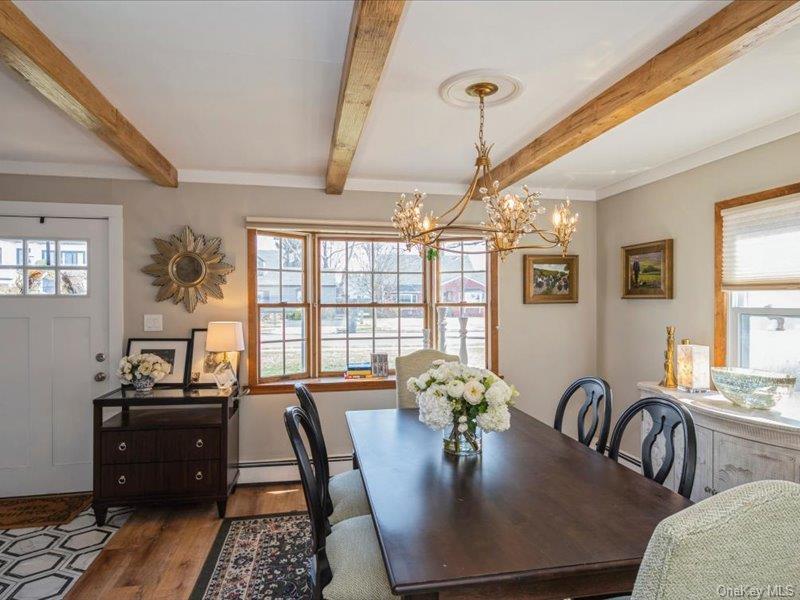 #11 photo, 8 Crabtree Lane, 長島 Levittown , NY 11756