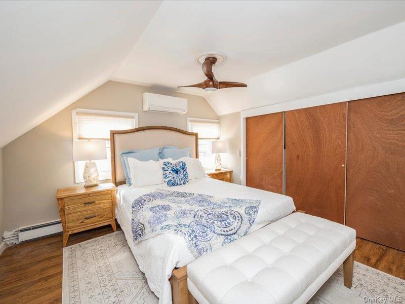 #20 photo, 8 Crabtree Lane, 長島 Levittown , NY 11756