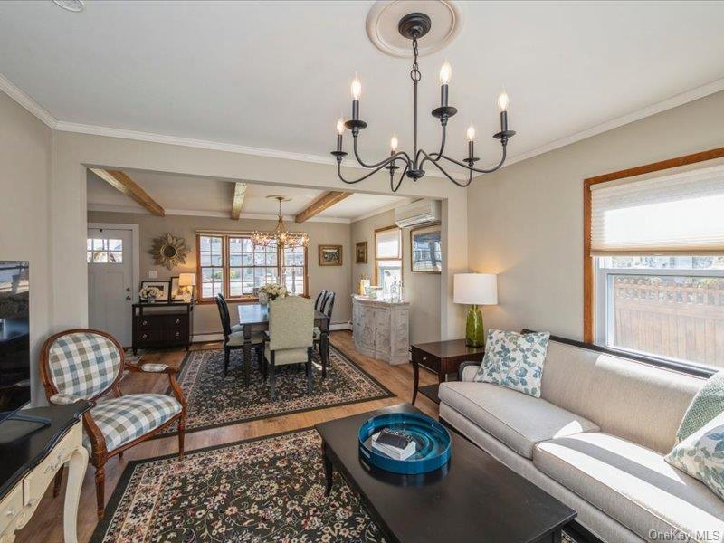 #9 photo, 8 Crabtree Lane, 長島 Levittown , NY 11756