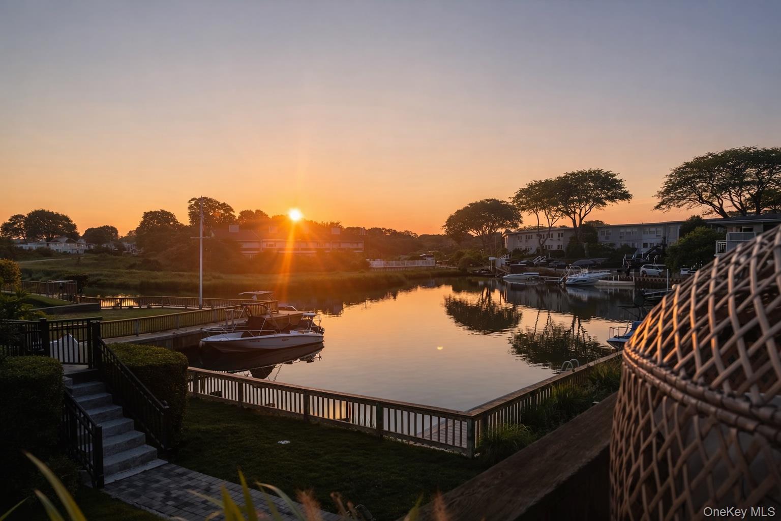 #10 photo, 3013 Mitchell Road, सफ़ोक काउंटी Westhampton Beach , NY 11978