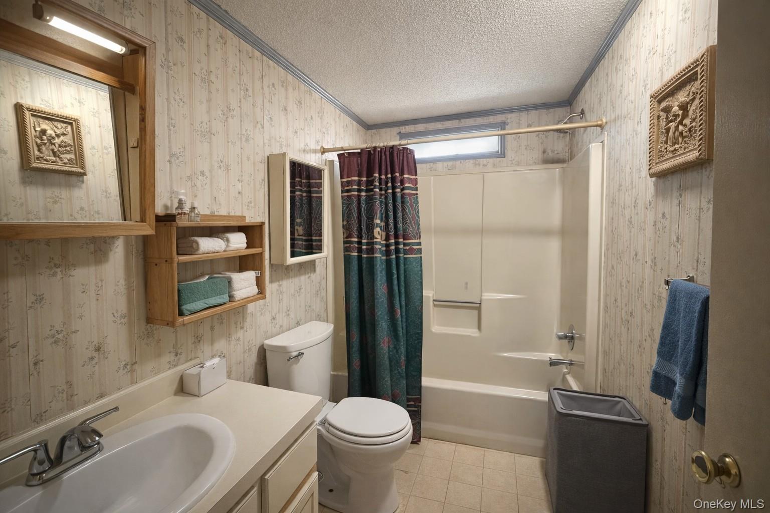 #13 photo, 4 Mews Court, 东长岛 Holtsville , NY 11742