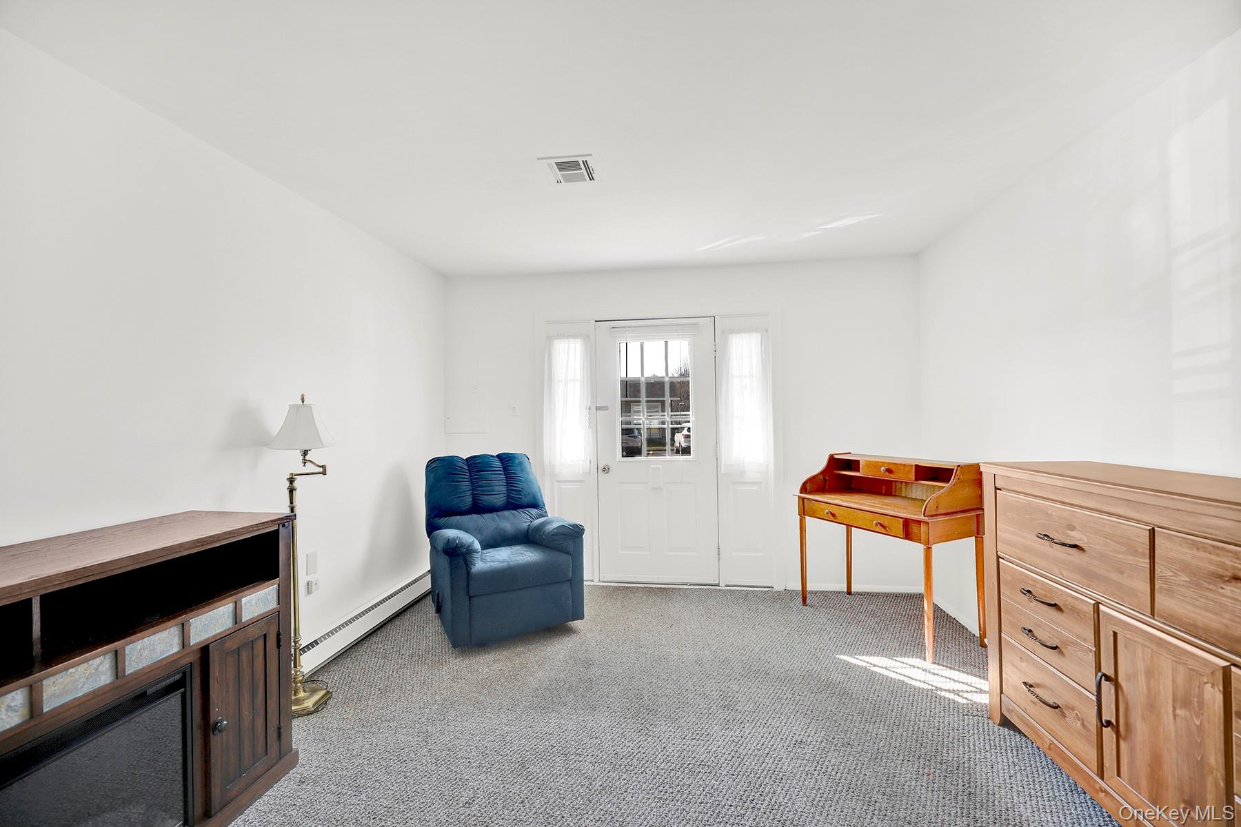 #12 photo, 279 Berwick Court, 东长岛 Ridge , NY 11961