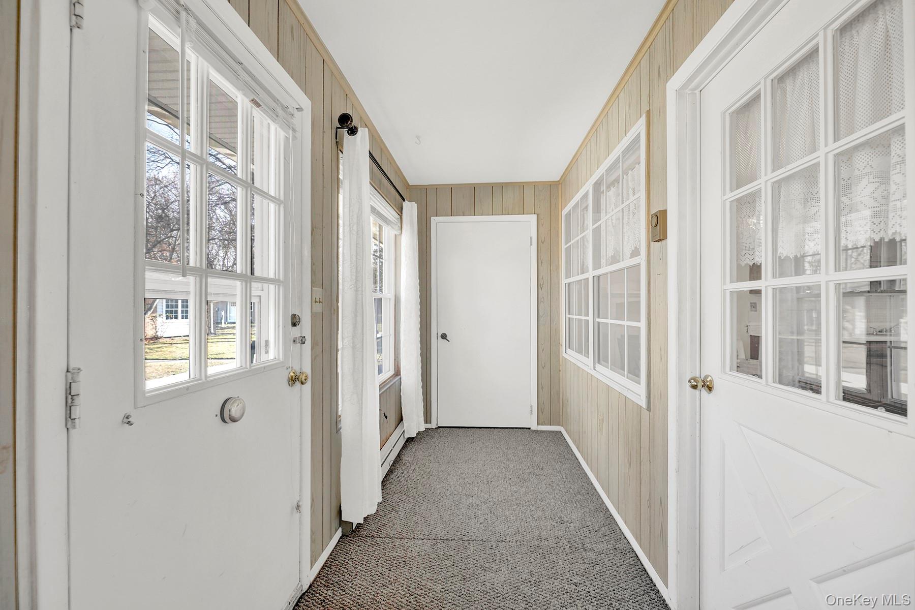 #2 photo, 279 Berwick Court, 东长岛 Ridge , NY 11961