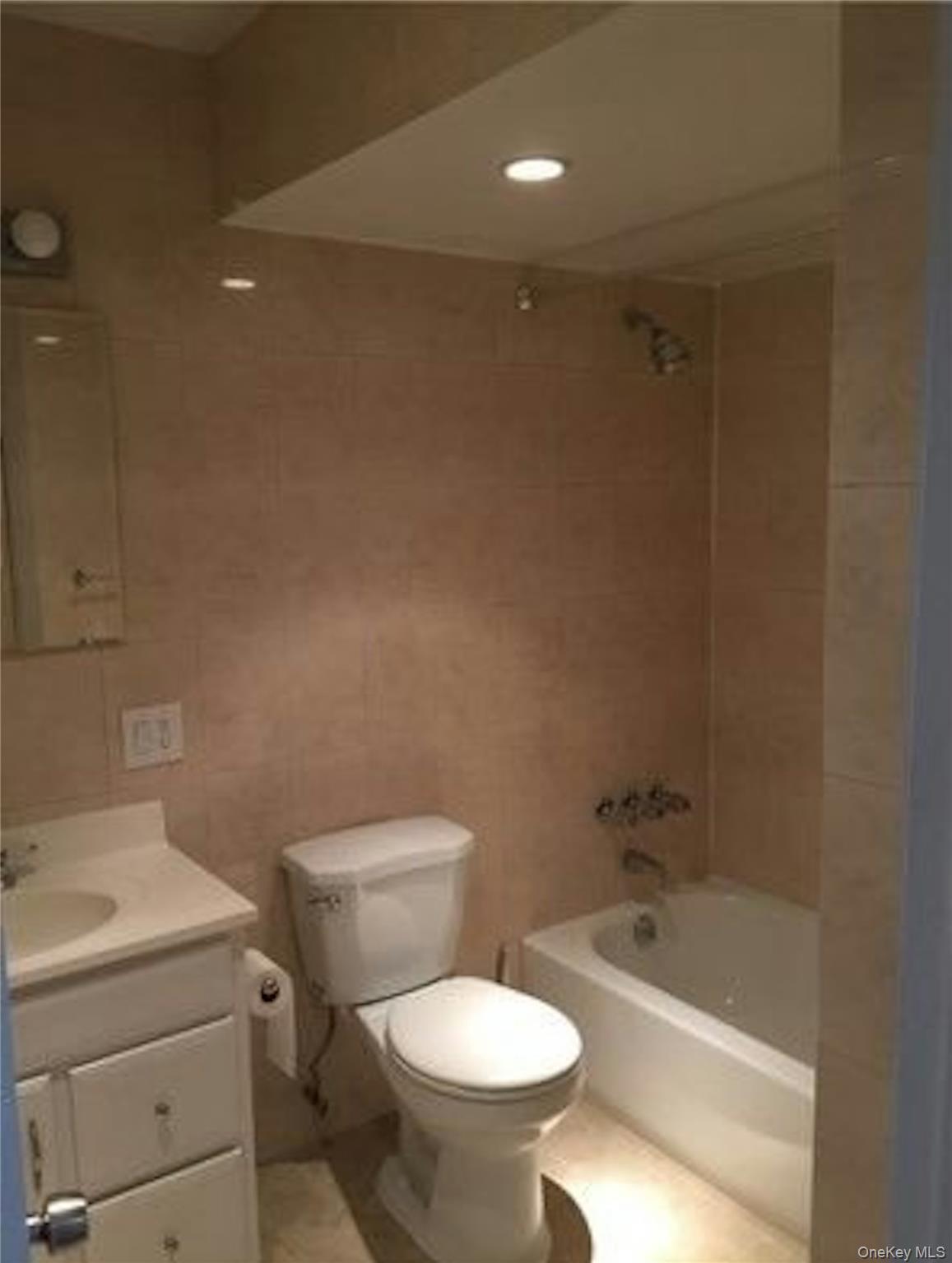 #14 photo, 156-08 88th Street, 뉴욕퀸즈 Howard Beach , NY 11414