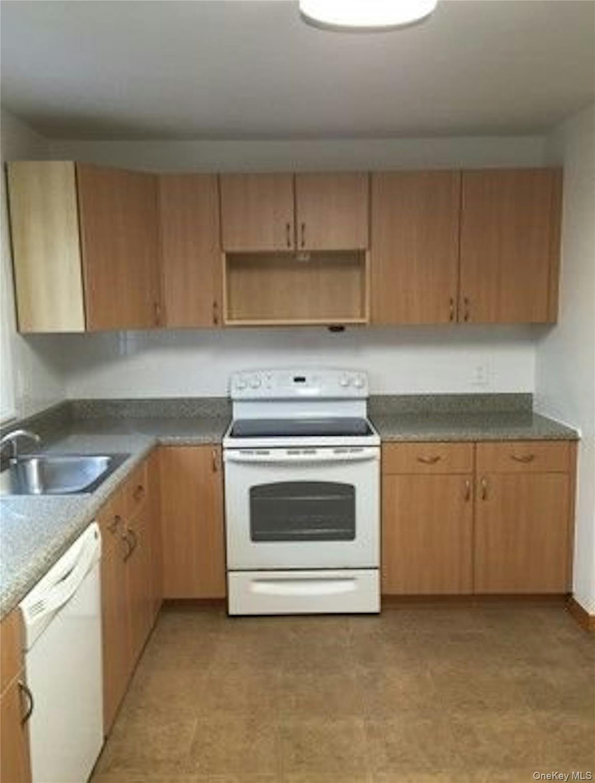 #8 photo, 156-08 88th Street, 뉴욕퀸즈 Howard Beach , NY 11414