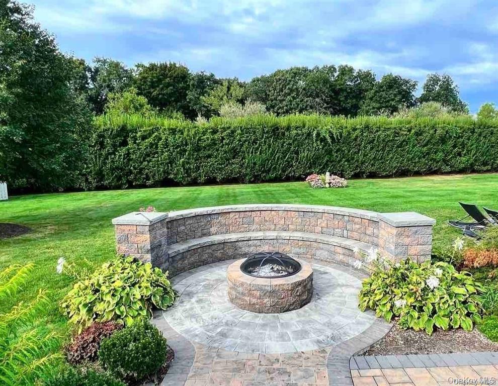 #18 photo, 119 Vineyard Way, सफ़ोक काउंटी Aquebogue , NY 11901