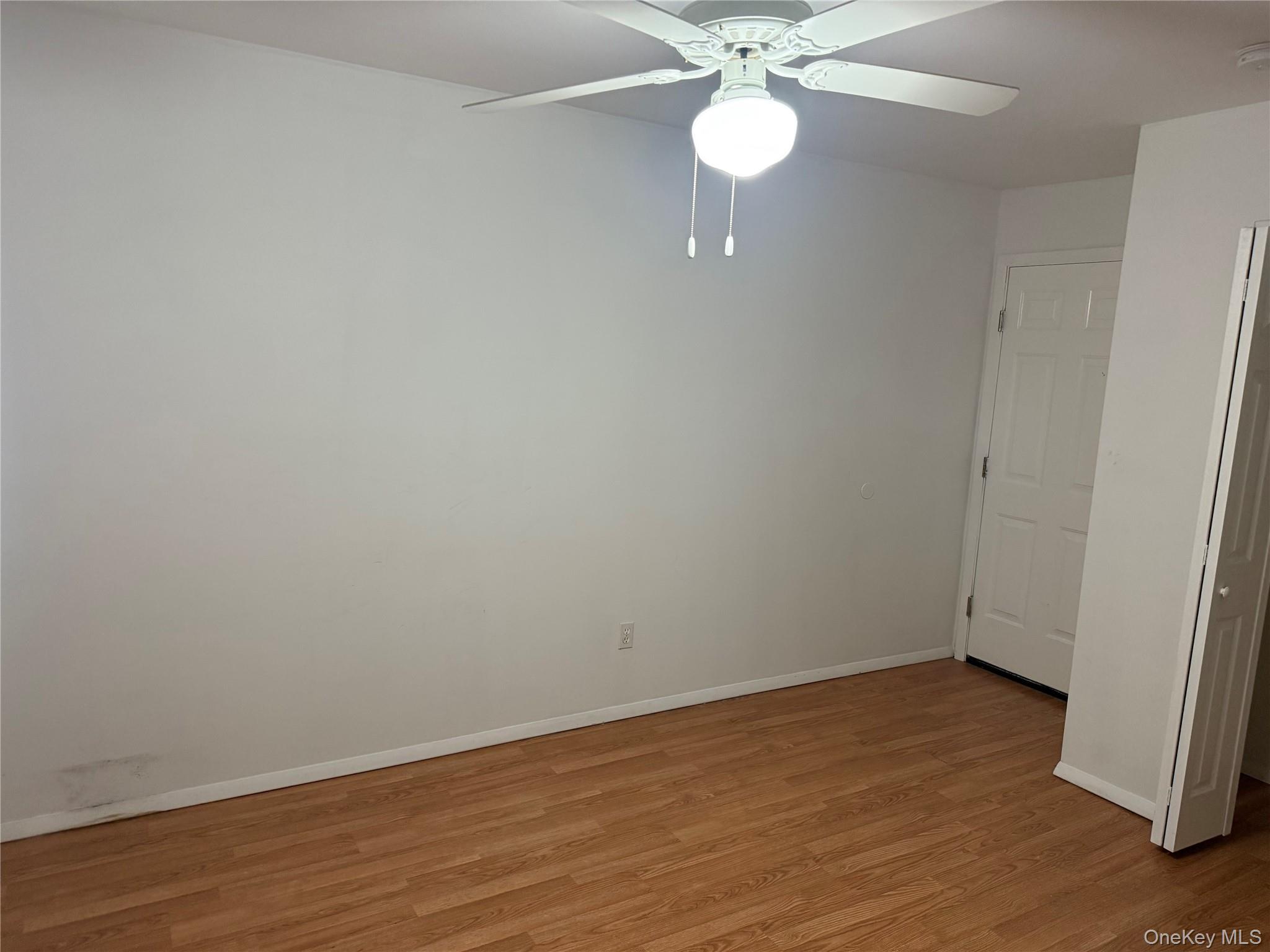 #8 photo, 15 Donald Street, सफ़ोक काउंटी Port Jefferson Station , NY 11776