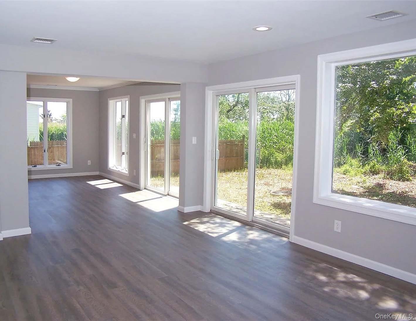 #9 photo, 36 Magnolia Drive, 东长岛 Mastic Beach , NY 11951