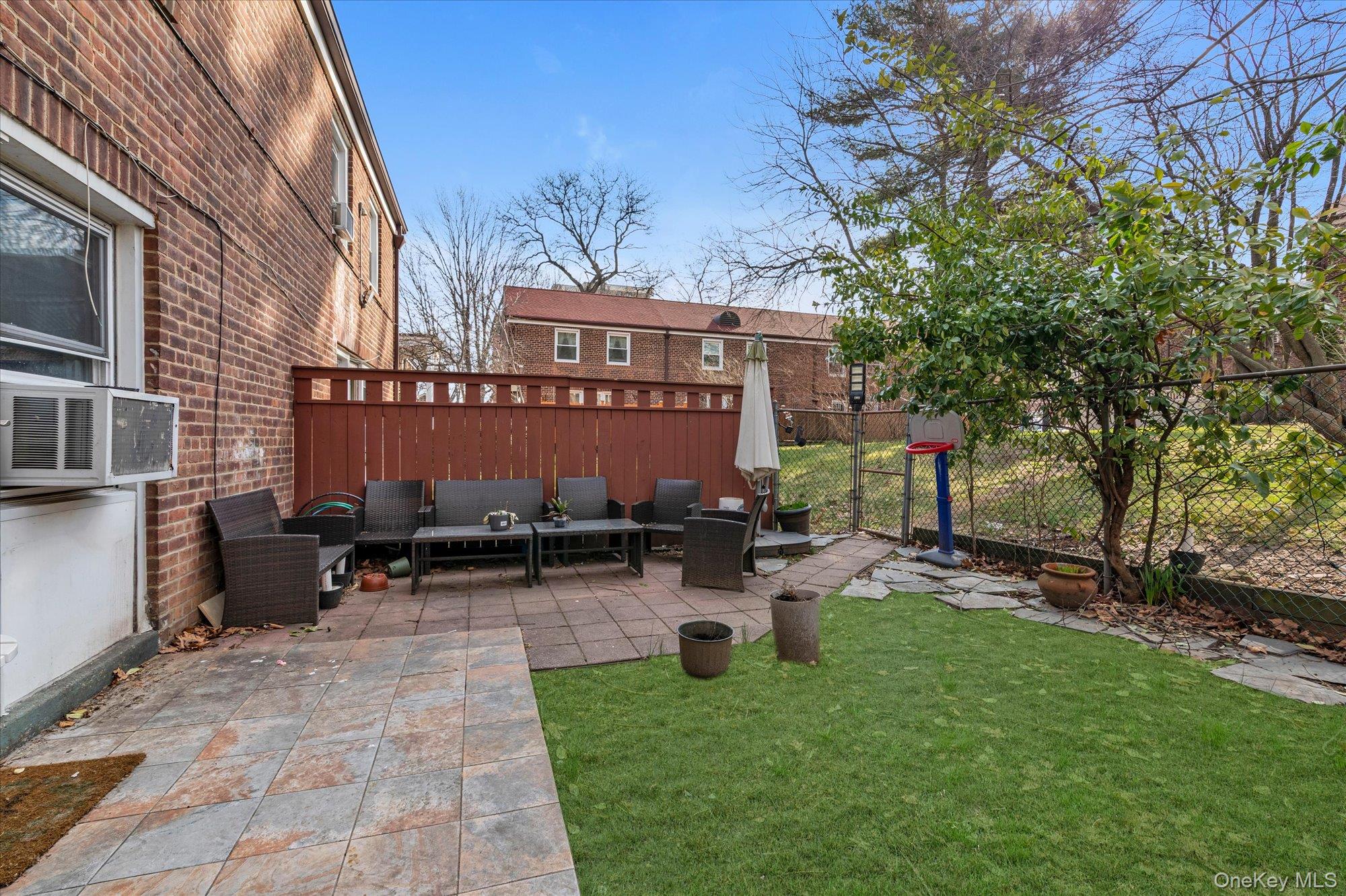 #13 photo, 14908 Union Turnpike, Kew Garden Hills , NY 11367