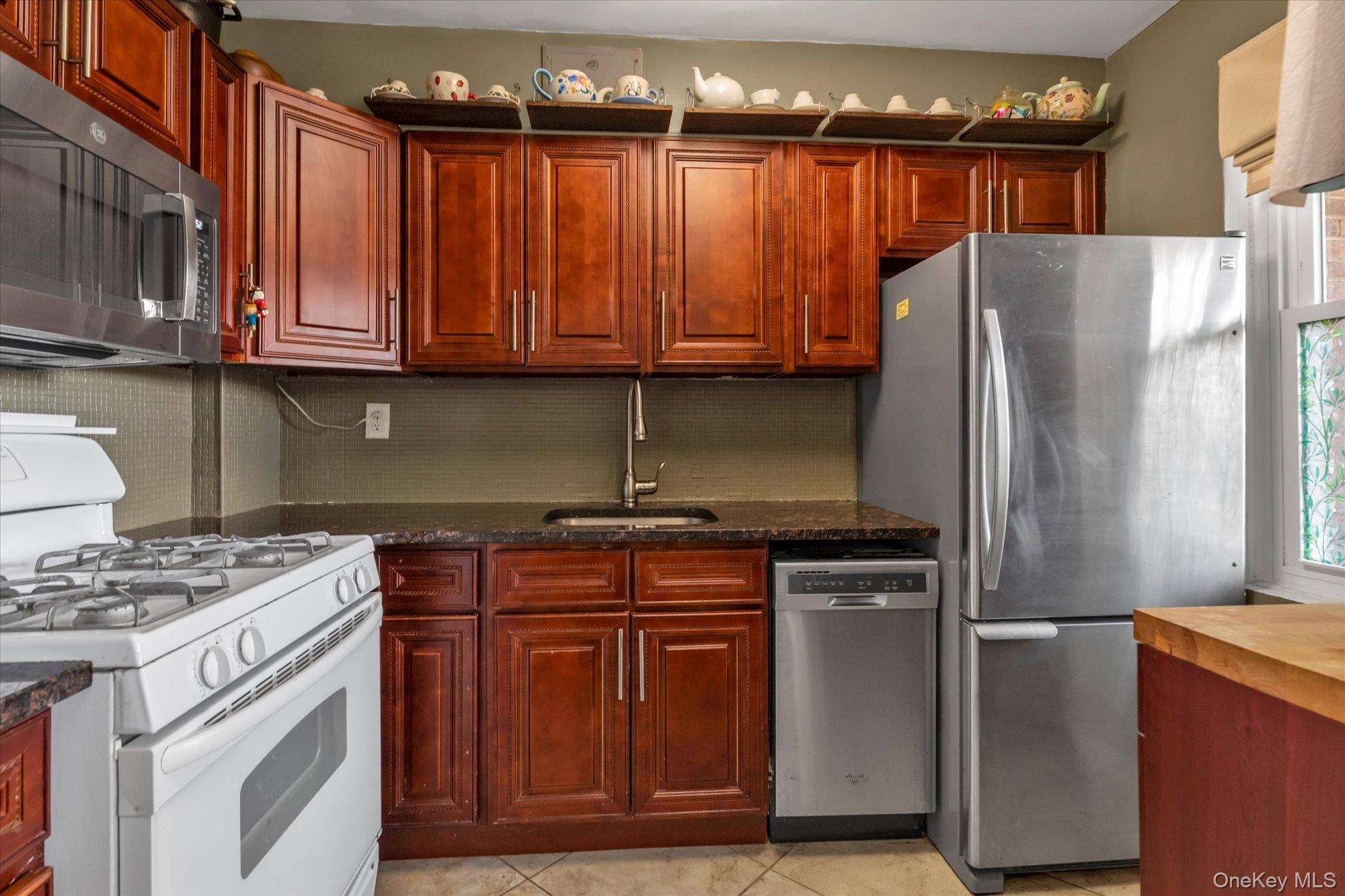 #7 photo, 14908 Union Turnpike, Kew Garden Hills , NY 11367