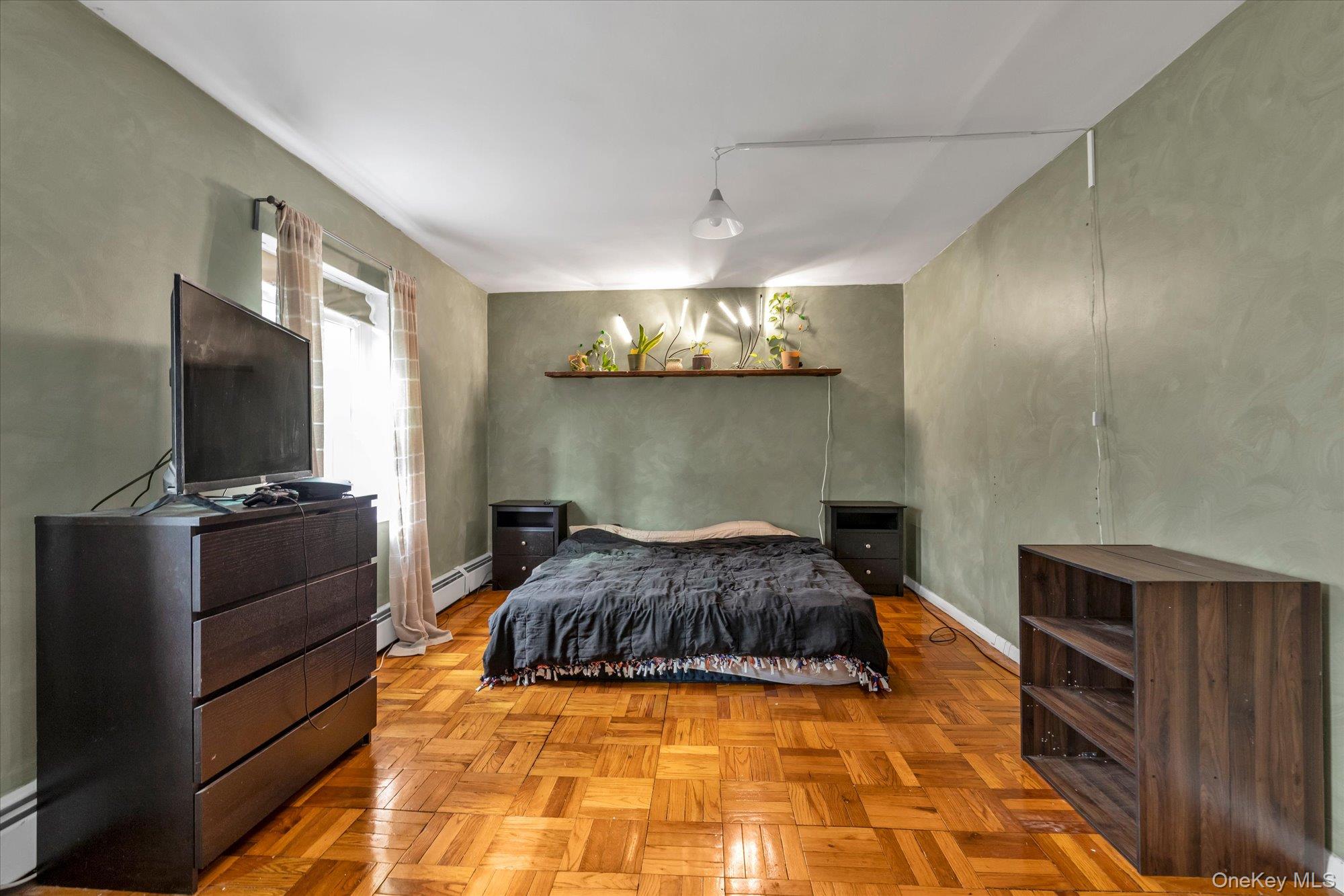 #9 photo, 14908 Union Turnpike, Kew Garden Hills , NY 11367