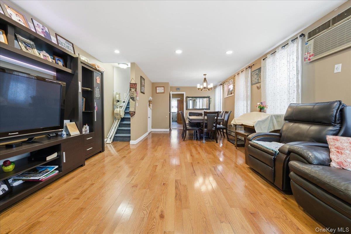 #4 photo, 13041 120th Street, 皇后區 奧松公園 South Ozone Park , NY 11420