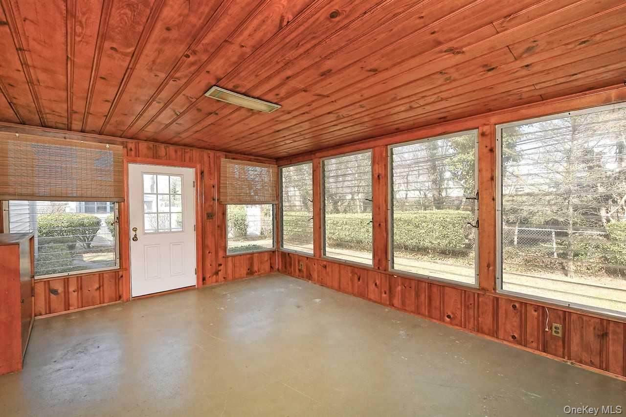 #15 photo, 34 Shaw Drive, 長島 Merrick , NY 11566