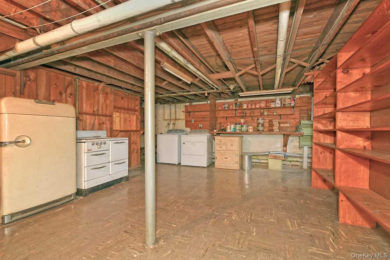 #17 photo, 34 Shaw Drive, 長島 Merrick , NY 11566