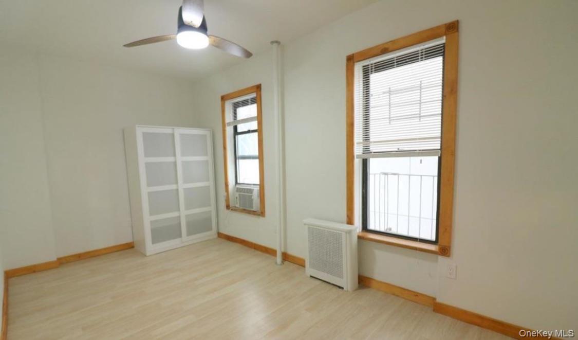 #5 photo, 300 N 8th Street, ब्रुकलीन Brooklyn , NY 11211