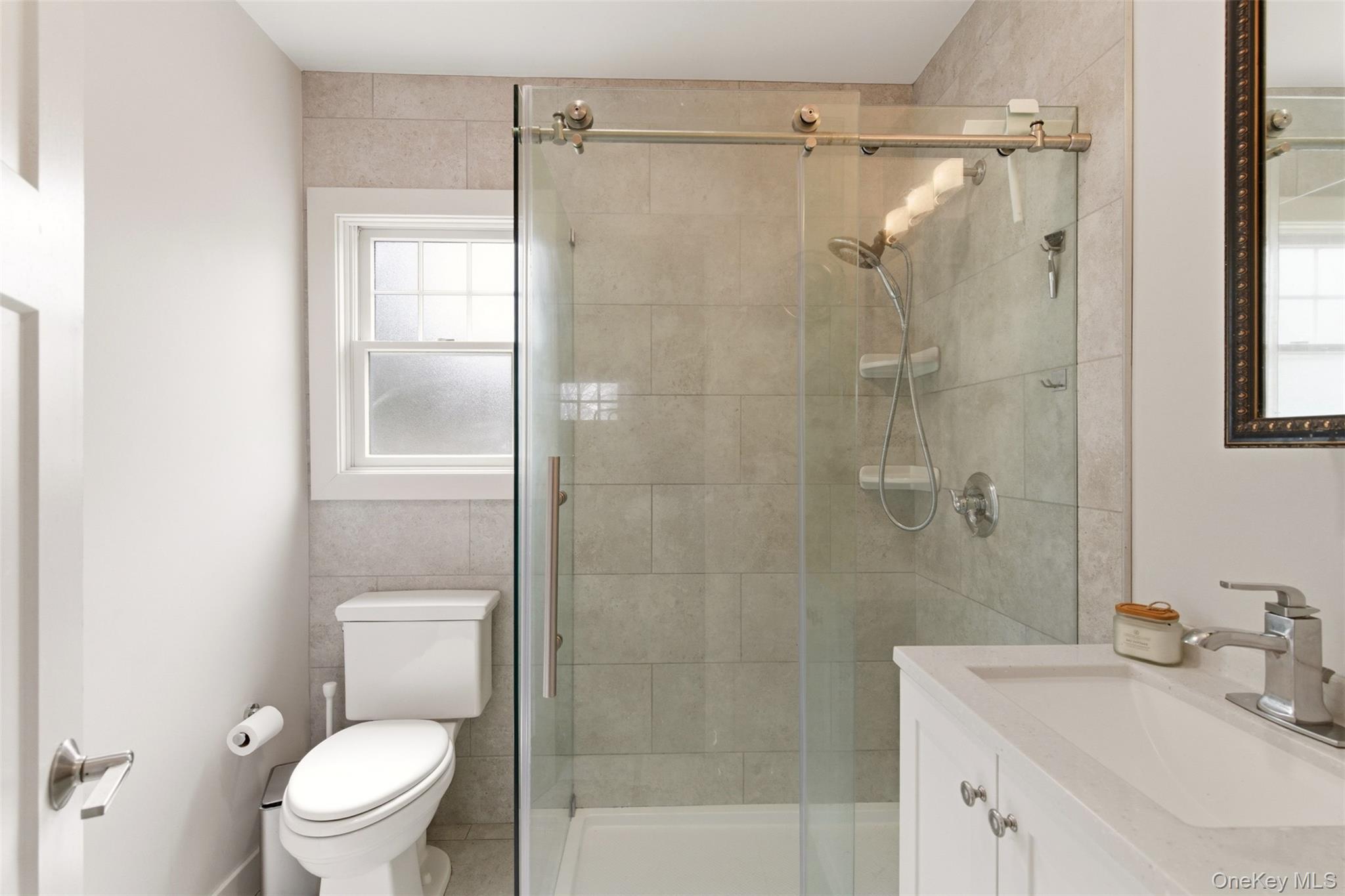 #15 photo, 101 4th Avenue, সাফোক কাউন্টি East Northport , NY 11731