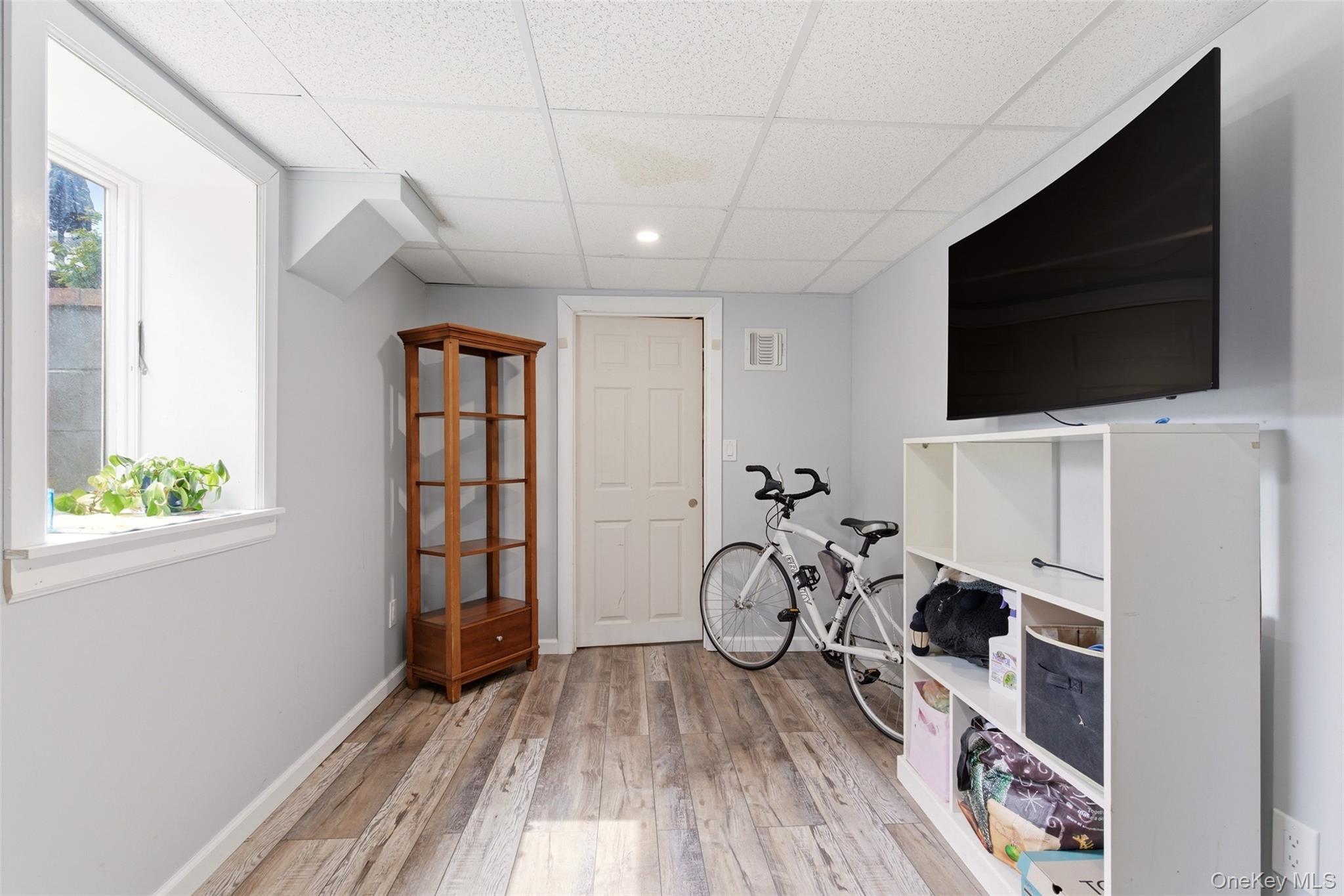 #18 photo, 101 4th Avenue, সাফোক কাউন্টি East Northport , NY 11731