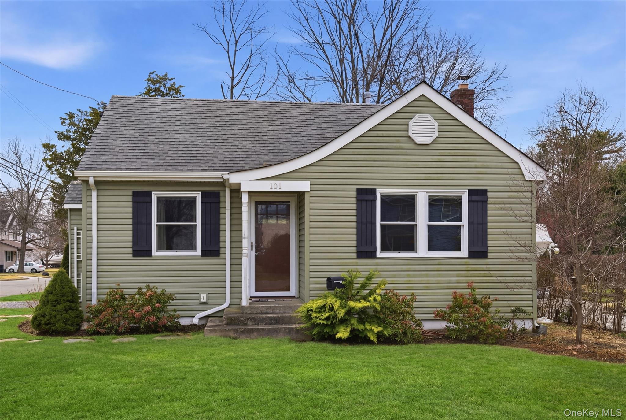 #2 photo, 101 4th Avenue, সাফোক কাউন্টি East Northport , NY 11731