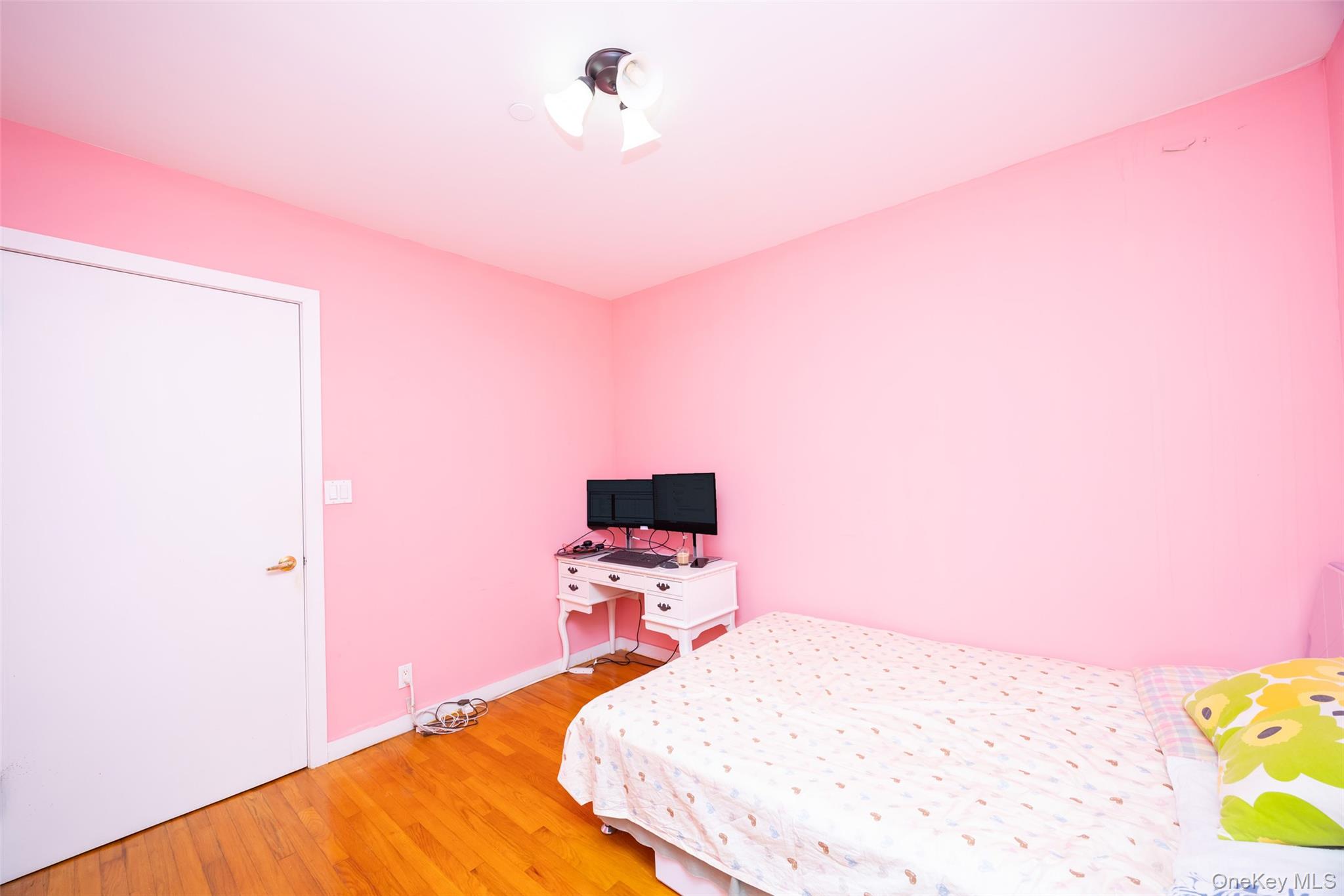 #14 photo, 7128 163rd Street, Fresh Meadows , NY 11365