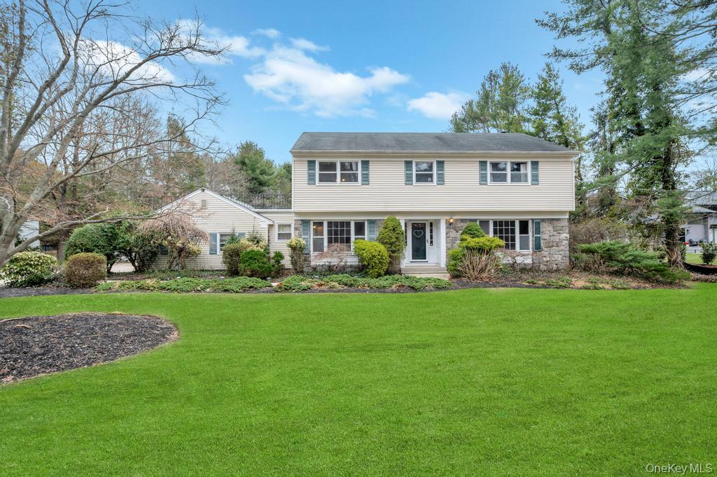 #1 photo, 330 Edgewood Avenue, 東長島 史密斯敦 Smithtown , NY 11787