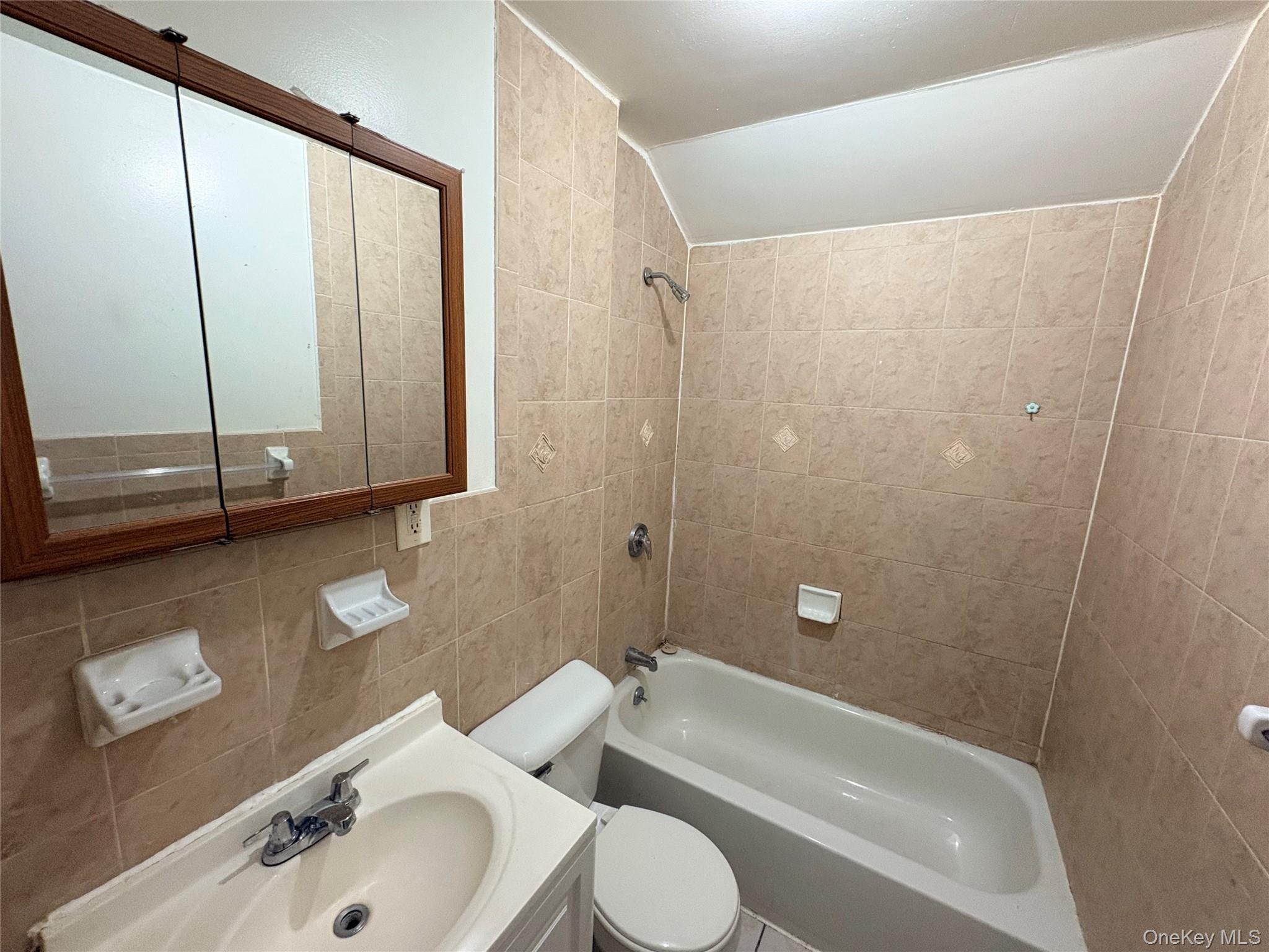 #4 photo, 118-33 199th Street, 皇后區 牙買加 Jamaica , NY 11412