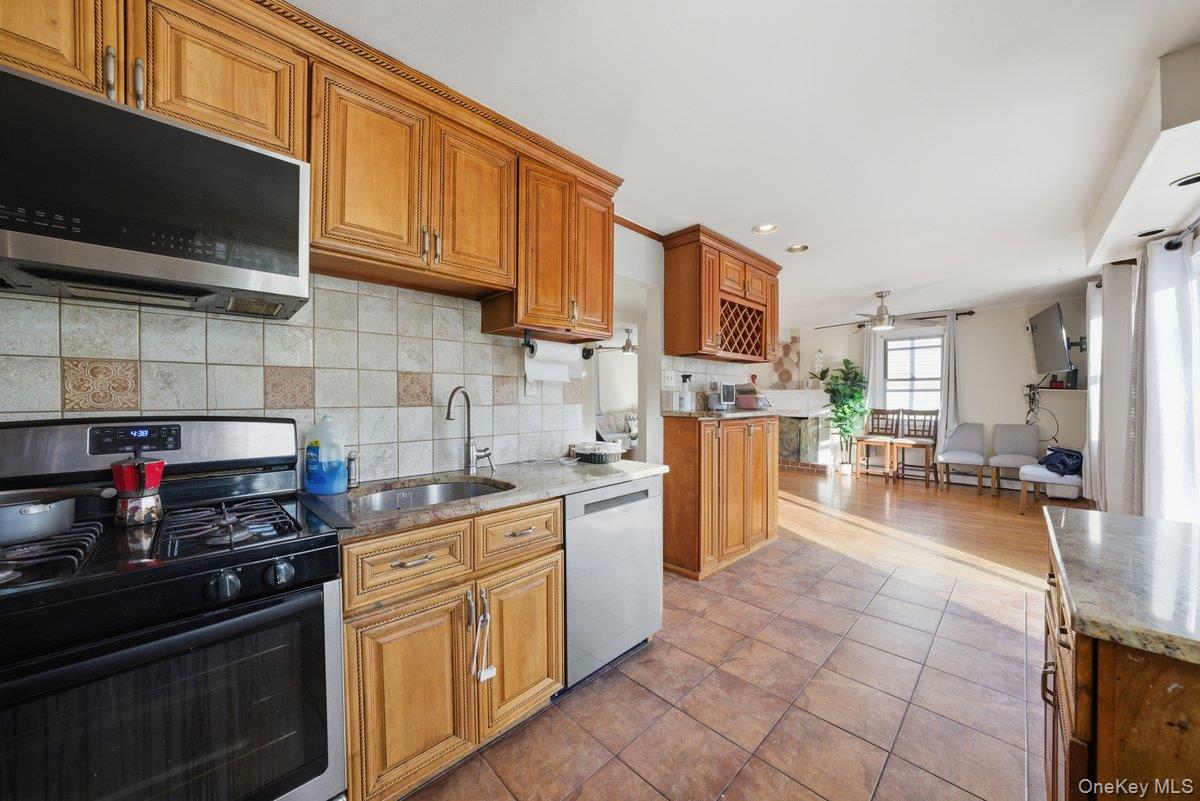 #6 photo, 115 Young Avenue, Yonkers , NY 10710