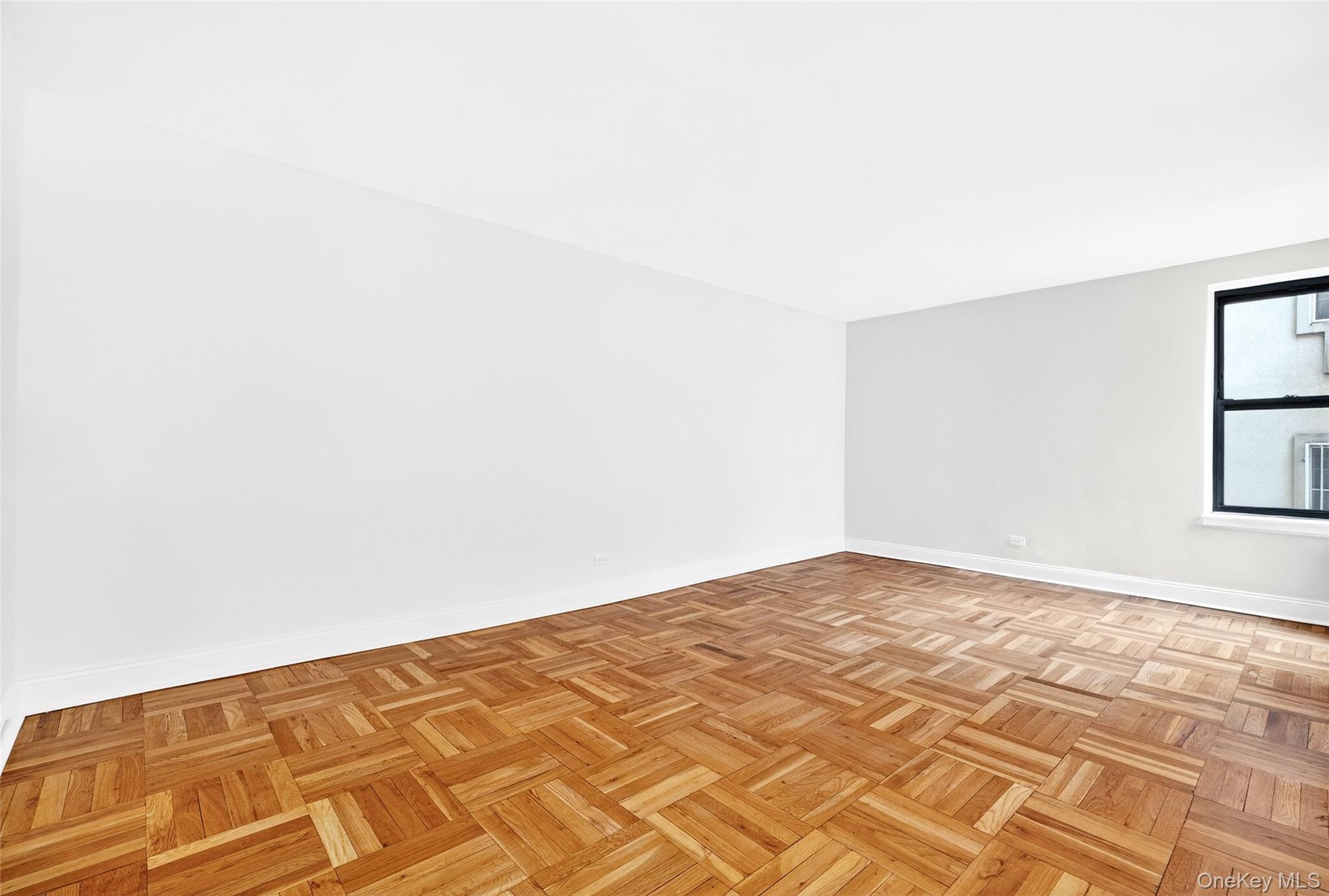 #16 photo, 2244 Bronx Park, Bronx , NY 10467