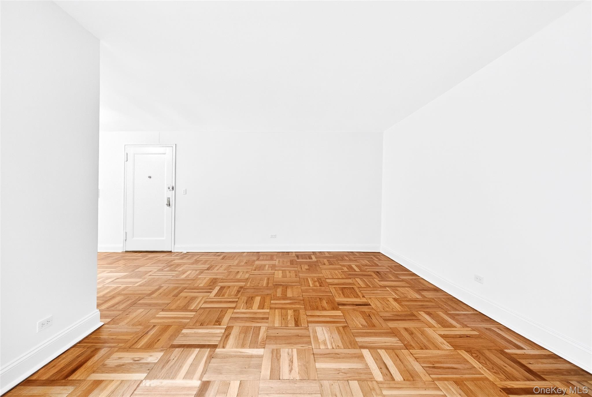 #20 photo, 2244 Bronx Park, Bronx , NY 10467