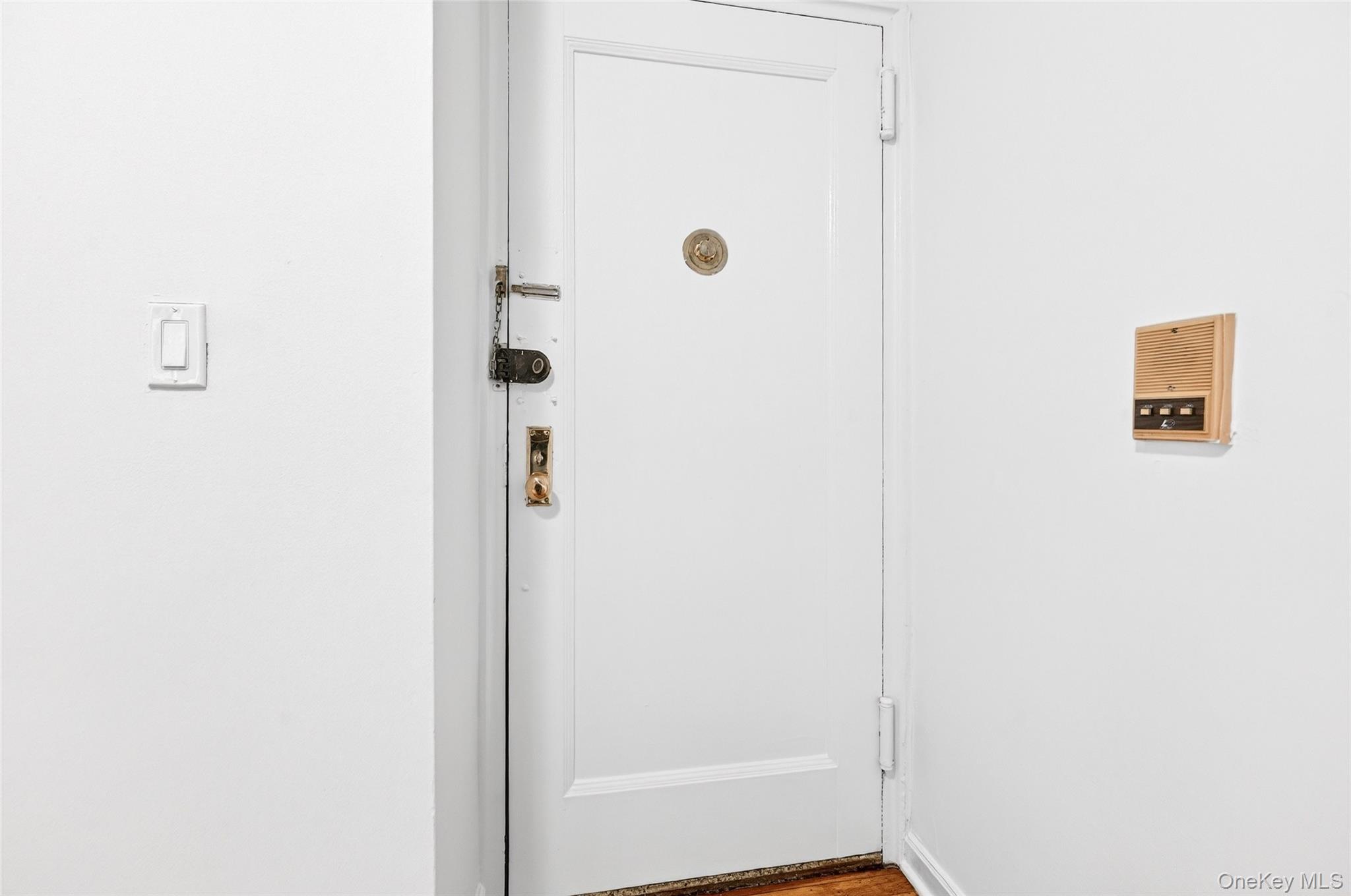 #11 photo, 2244 Bronx Park, Bronx , NY 10467