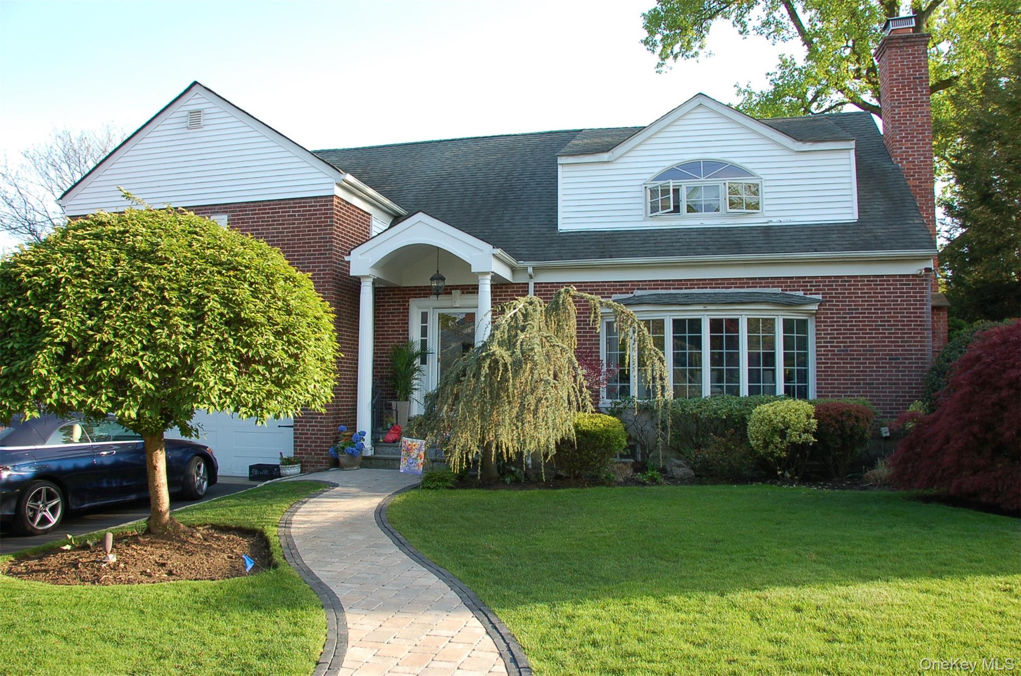 #1 photo, 130 Locust Avenue, Scarsdale , NY 10583